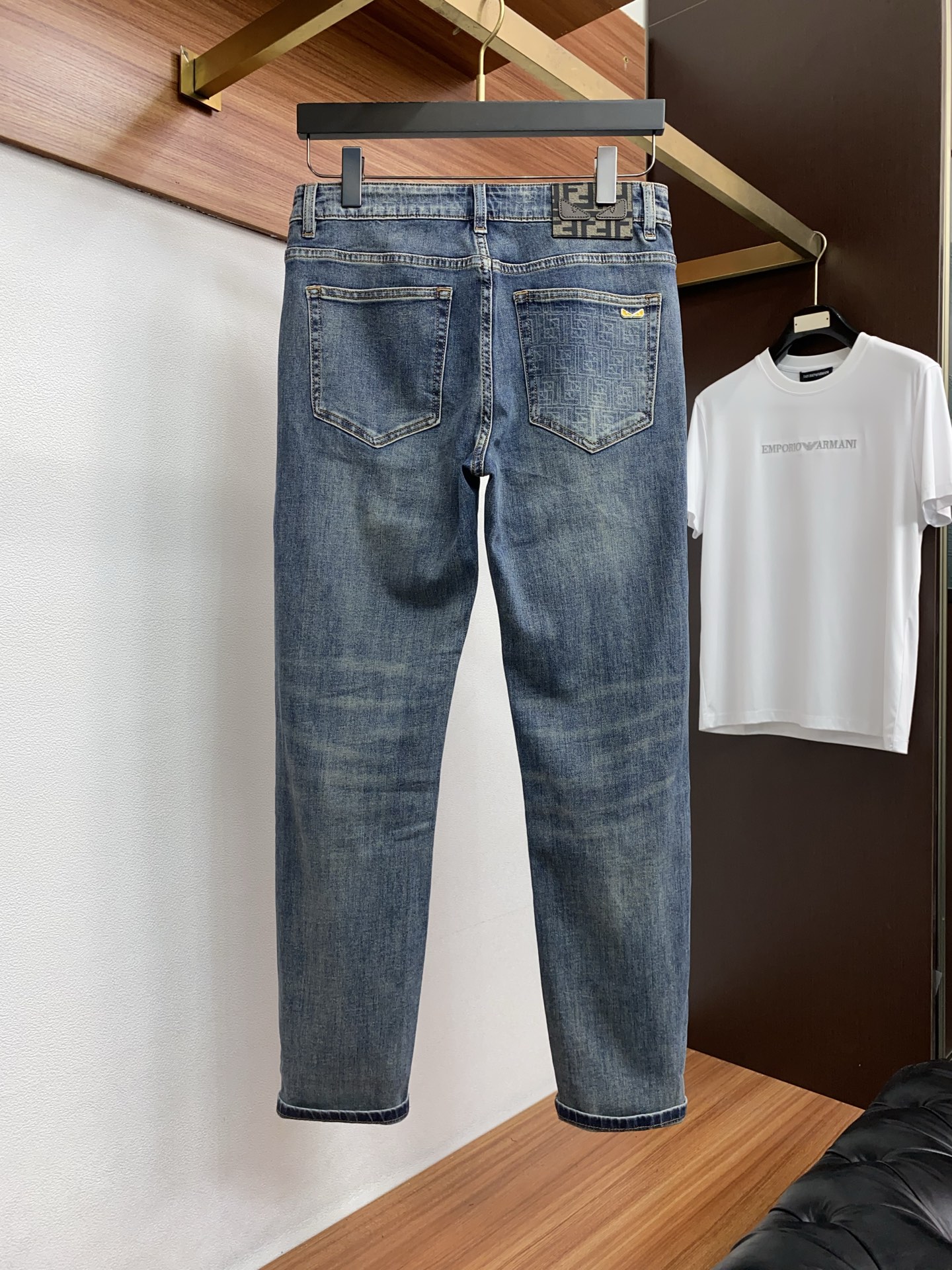 芬迪 高端定制、2026早春最新款牛仔裤 柜台同步发售 原版定制复刻 客供五金辅料 原单品质 进口牛仔面