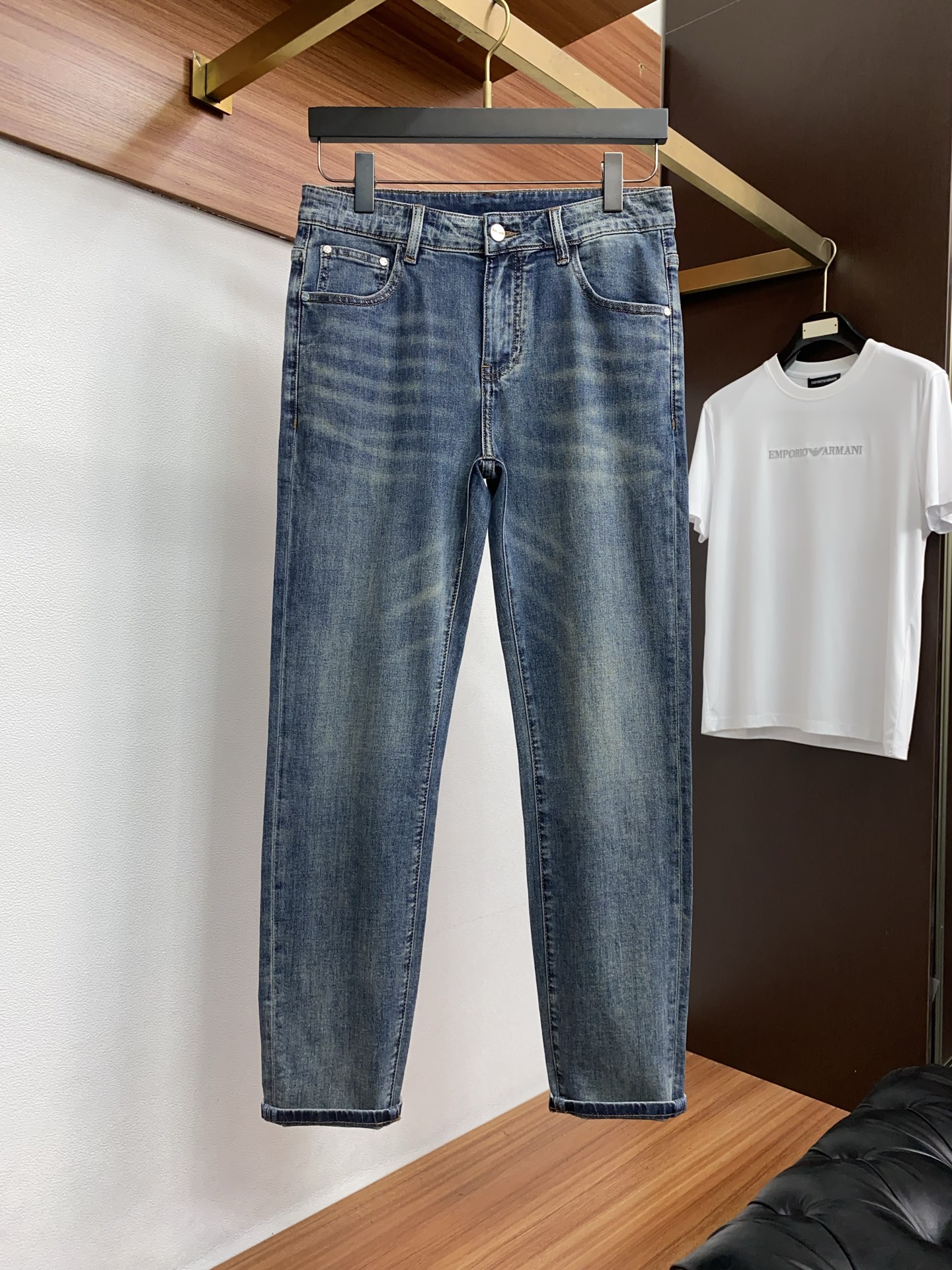 芬迪 高端定制、2026早春最新款牛仔裤 柜台同步发售 原版定制复刻 客供五金辅料 原单品质 进口牛仔面