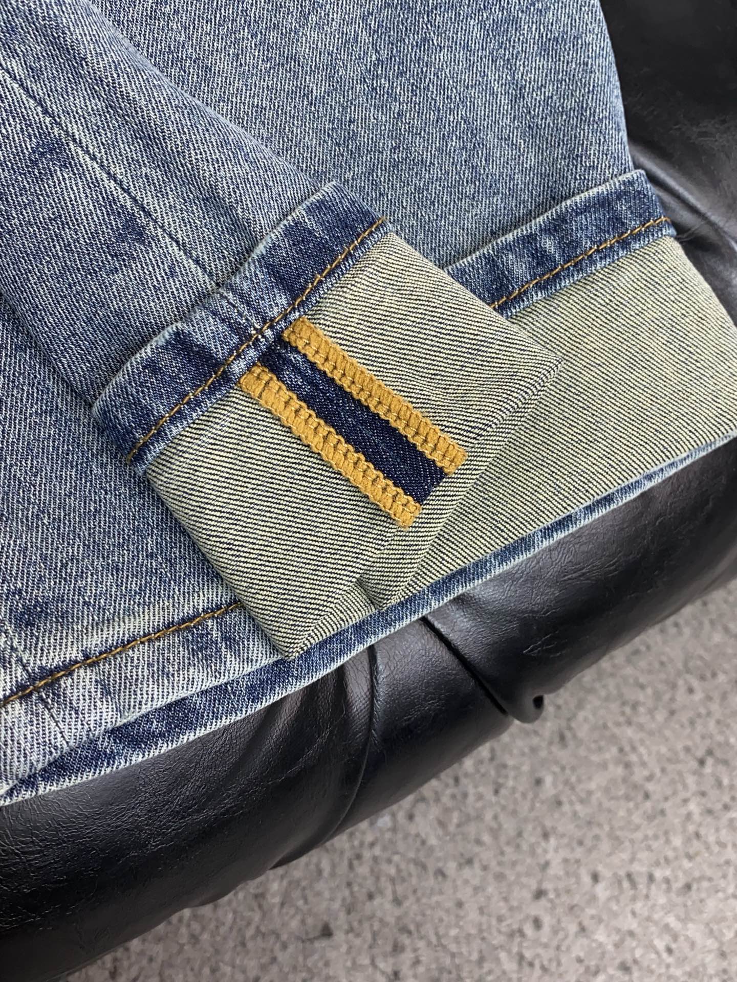 范思哲 高端定制、2026早春最新款牛仔裤 柜台同步发售 原版定制复刻 客供五金辅料 原单品质 进口牛仔