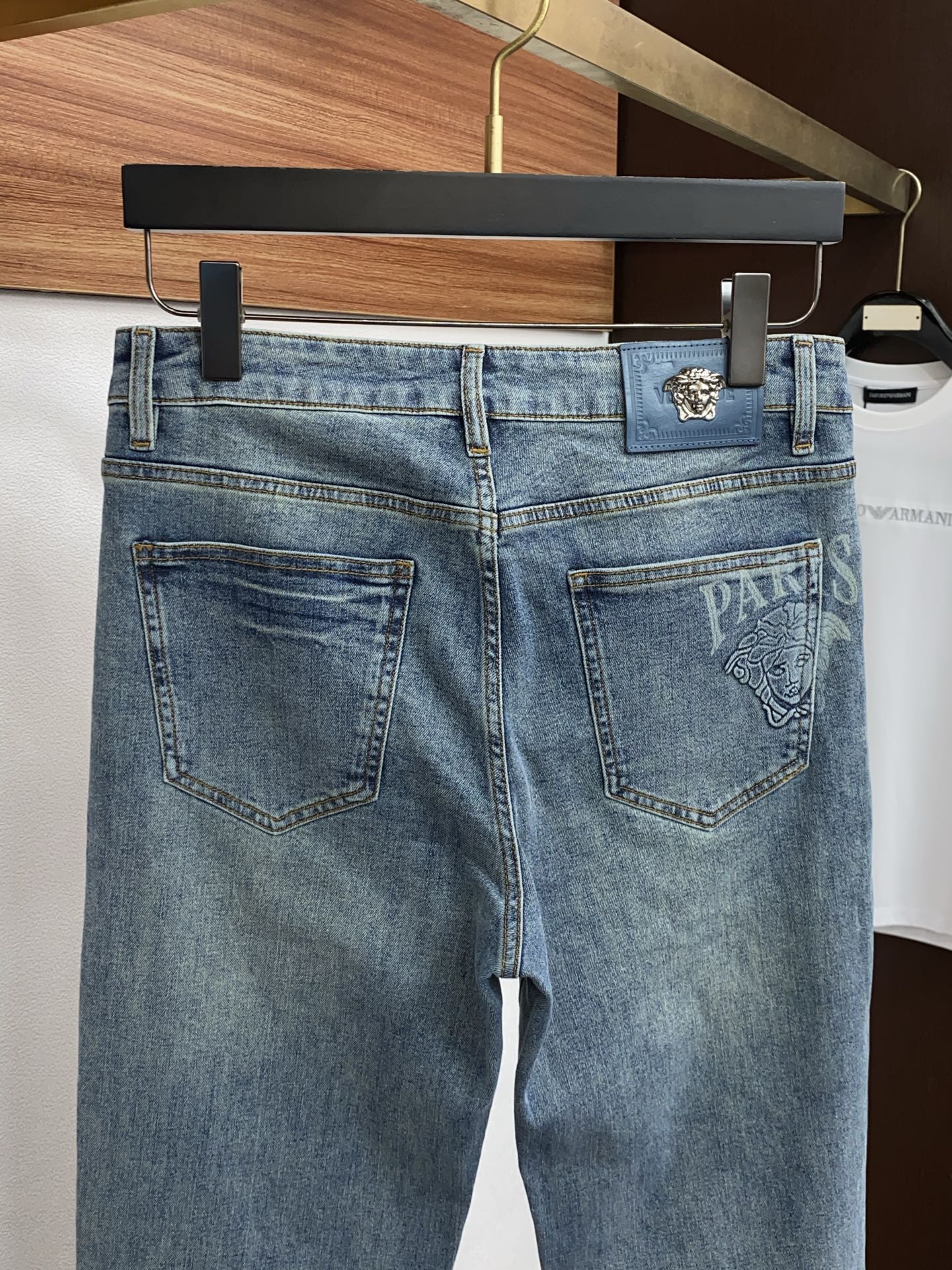 范思哲 高端定制、2026早春最新款牛仔裤 柜台同步发售 原版定制复刻 客供五金辅料 原单品质 进口牛仔