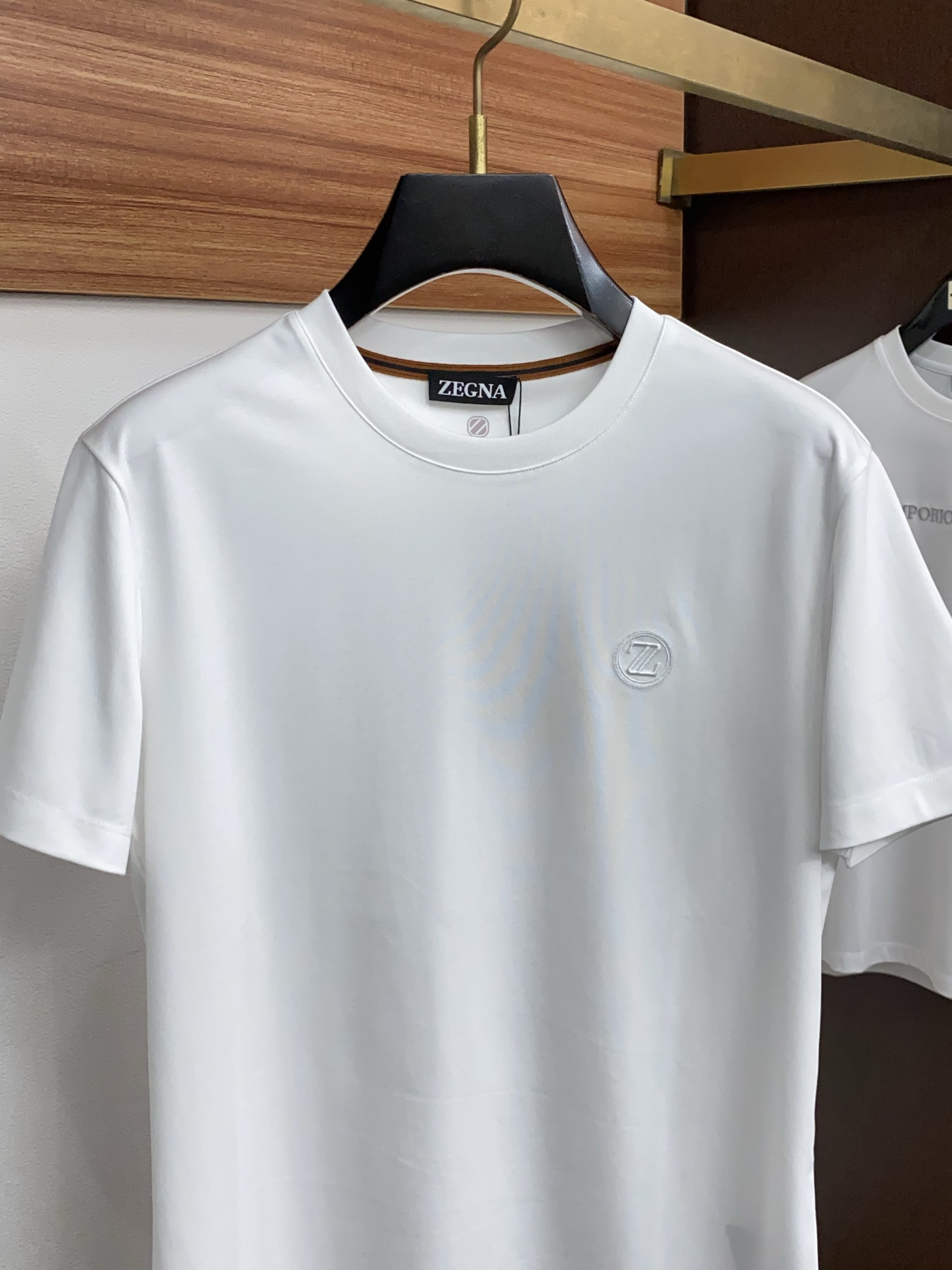 杰尼亚 高级定制 2026新款短袖 百搭款式 任何人都可以轻松驾驭 面料全订制工艺 高定一等品丝光棉面料