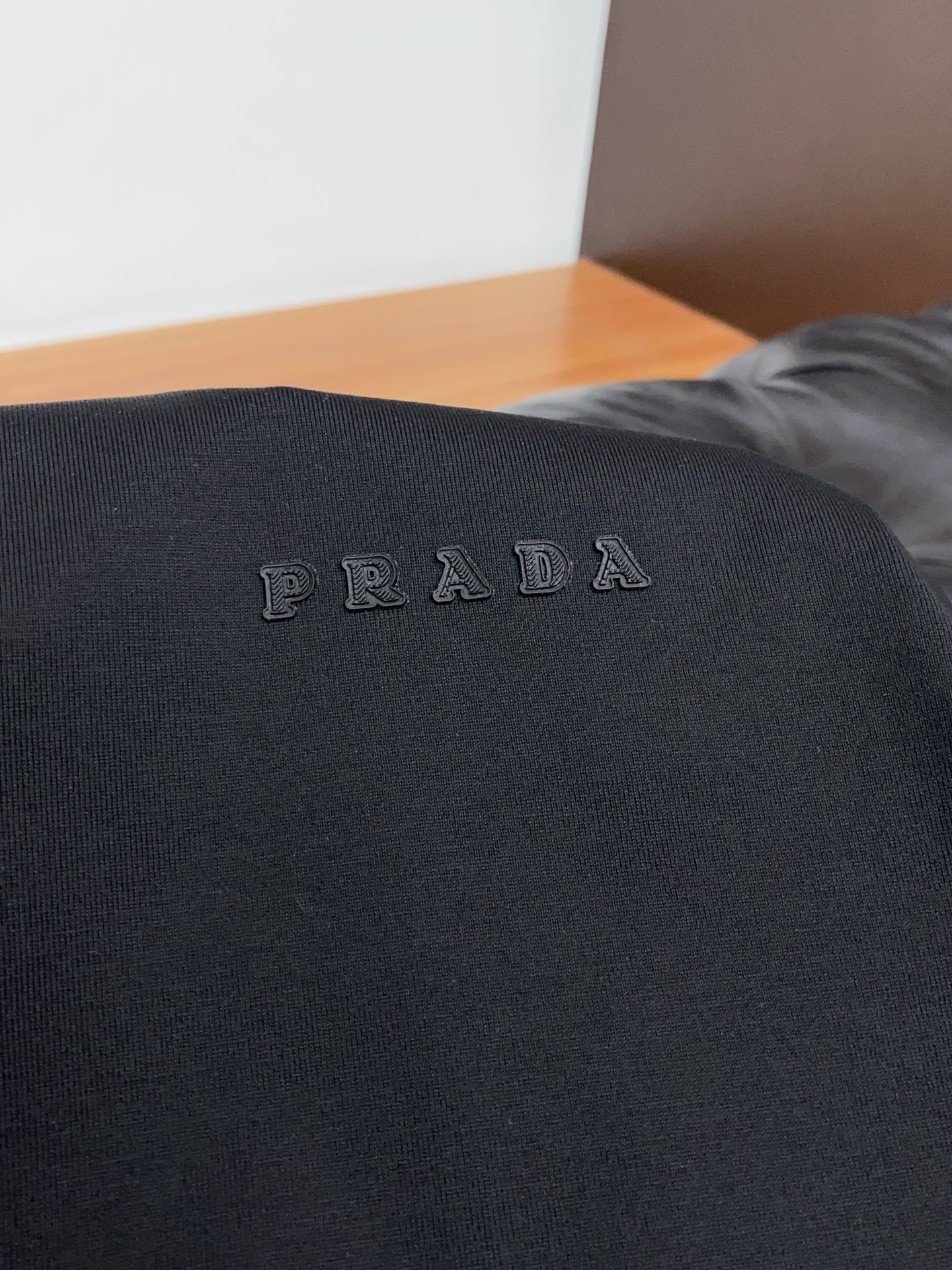 Loro Piana 诺悠翩雅 高级定制 2026新款短袖 百搭款式 任何人都可以轻松驾驭 面料全订制工