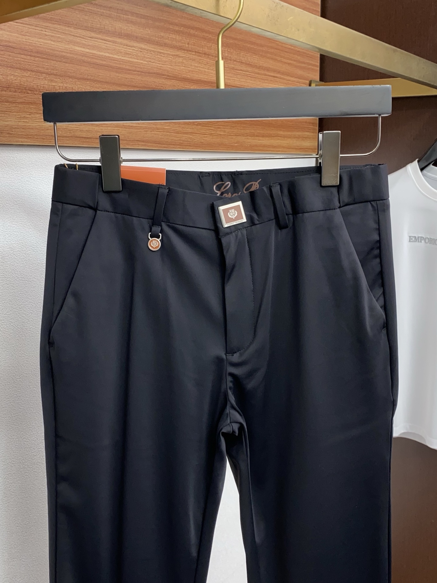 loro Piana 诺悠翩雅 26早春 新品 原单男士休闲西裤 每季必出的类型，无需质疑的热卖王牌单品