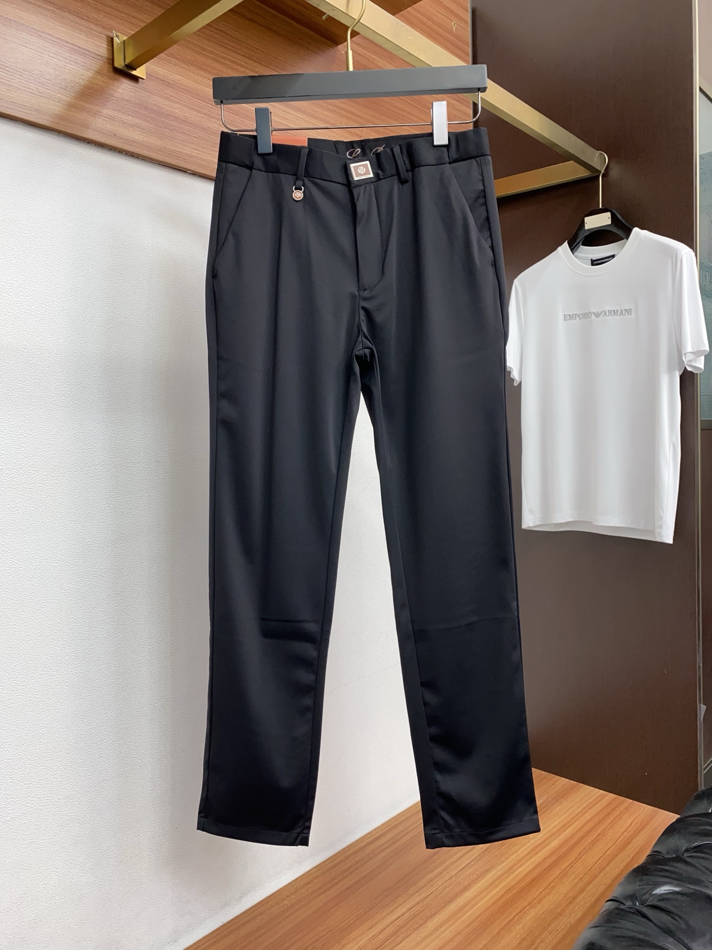 loro Piana 诺悠翩雅 26早春 新品 原单男士休闲西裤 每季必出的类型，无需质疑的热卖王牌单品