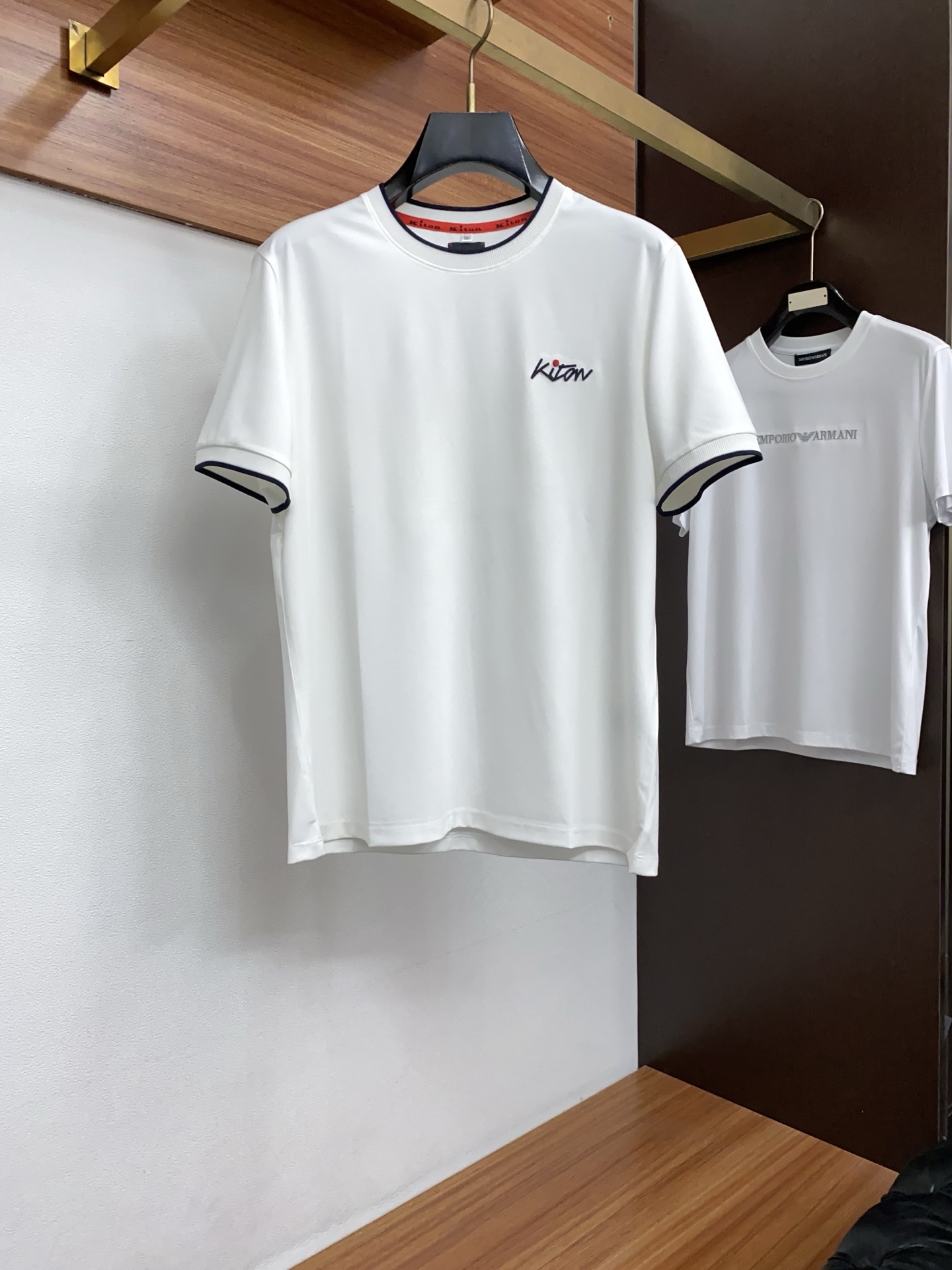 kiton 高级定制 2026新款短袖 百搭款式 任何人都可以轻松驾驭 面料全订制工艺 高定一等品丝光棉