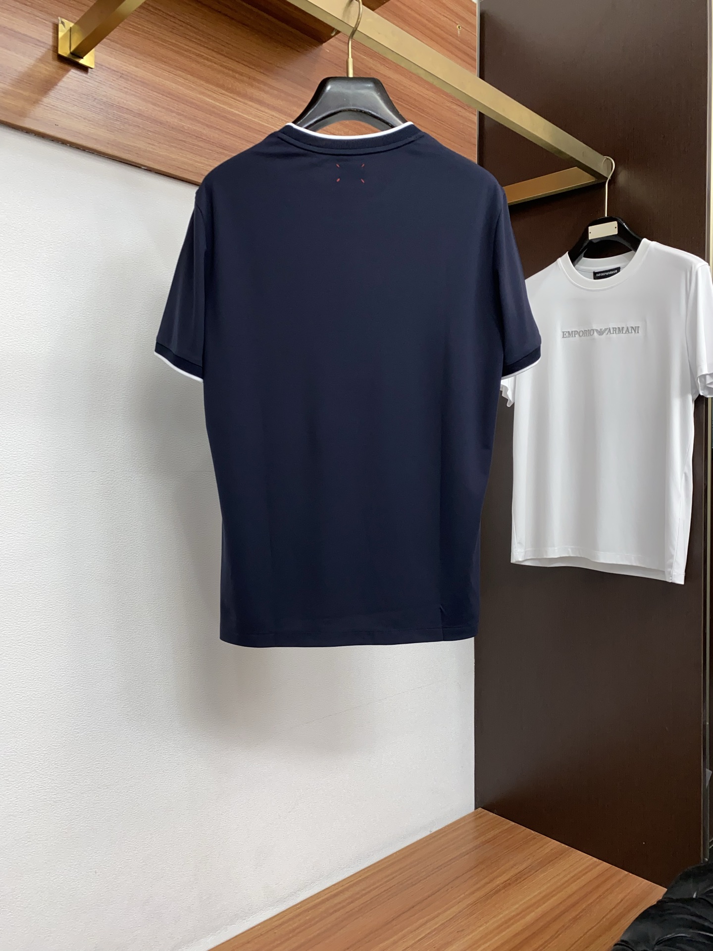 kiton 高级定制 2026新款短袖 百搭款式 任何人都可以轻松驾驭 面料全订制工艺 高定一等品丝光棉
