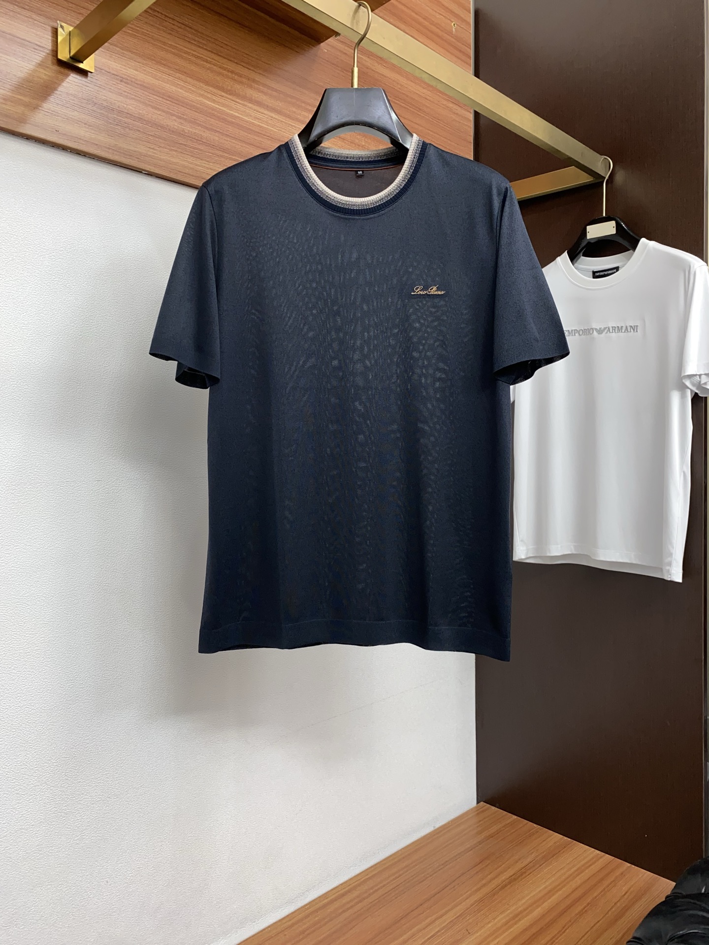 로로피아나 남성 반팔 26SS 48050