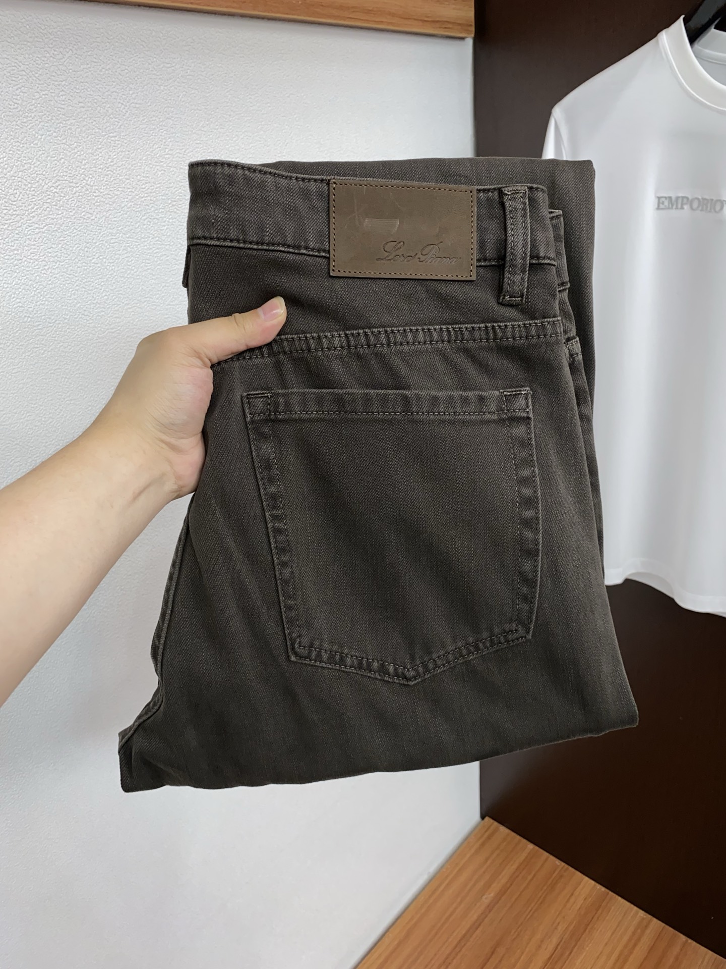 loro Piana 诺悠翩雅 高端定制、2026早春最新款老钱风牛仔裤 柜台同步发售 原版定制复刻 客