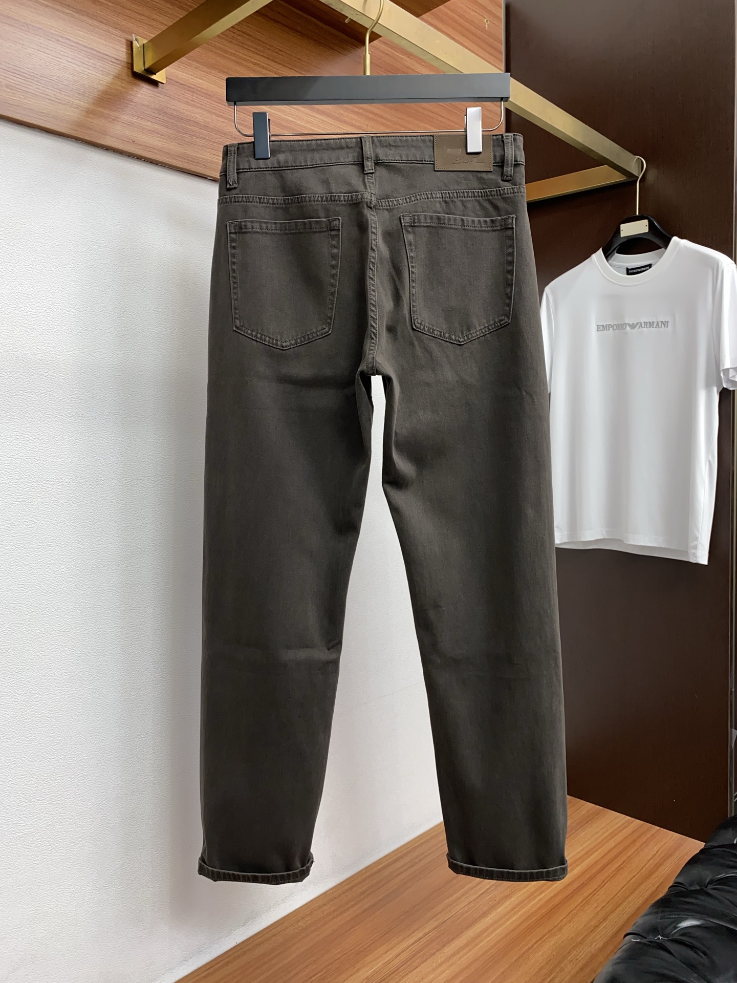 loro Piana 诺悠翩雅 高端定制、2026早春最新款老钱风牛仔裤 柜台同步发售 原版定制复刻 客