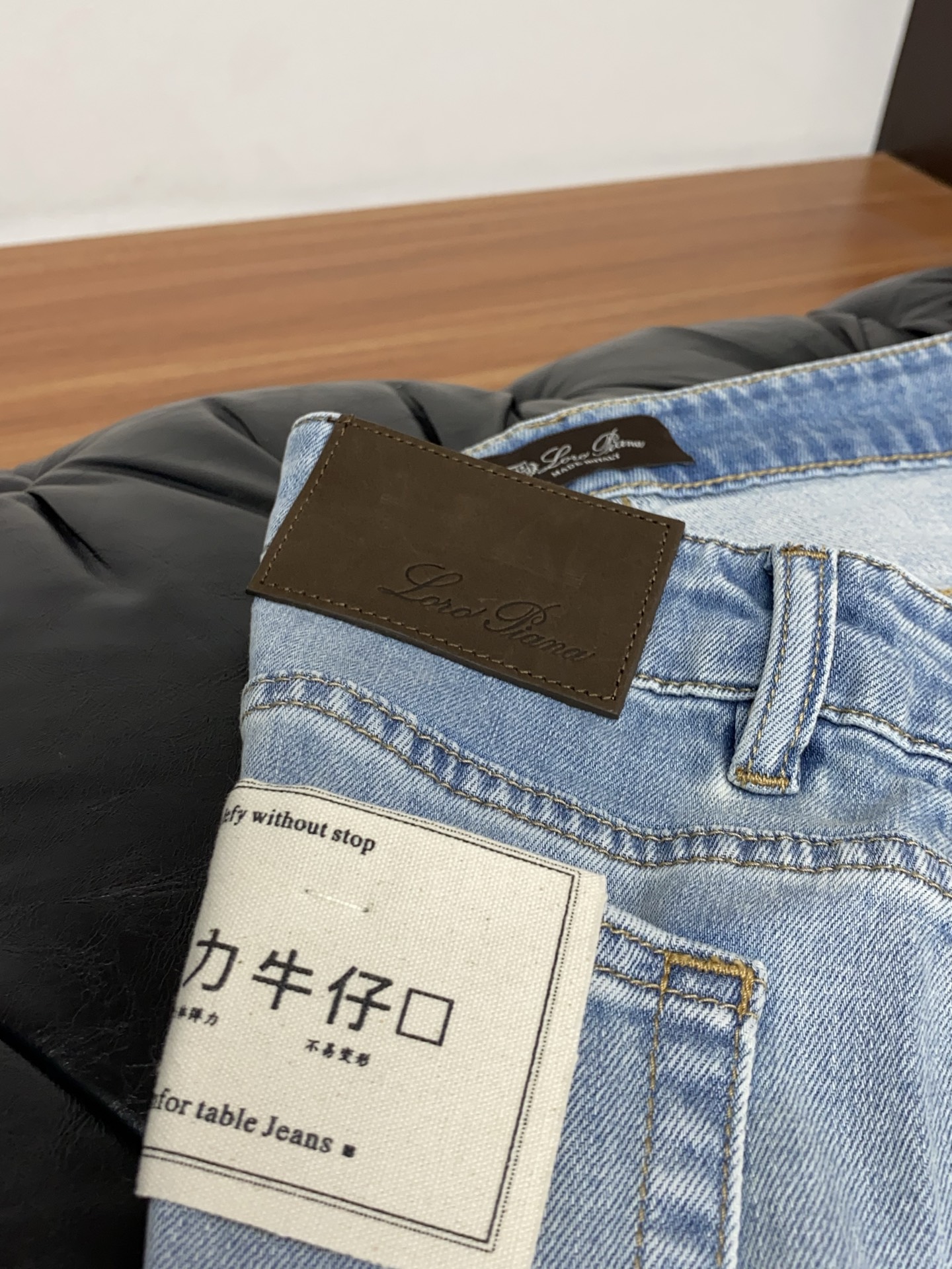Loro Piana 诺悠翩雅 高端定制、2026早春最新款老钱风牛仔裤 柜台同步发售 原版定制复刻 客