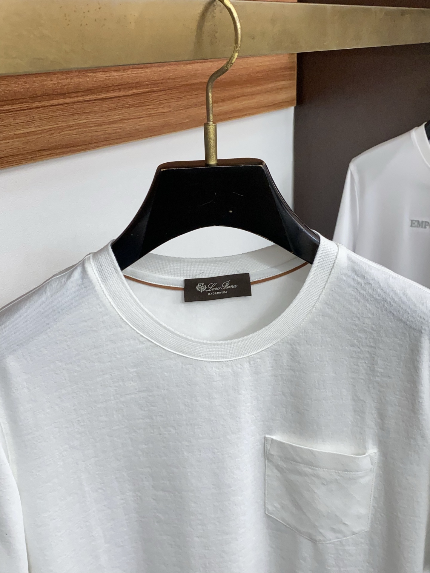 loro Piana 诺悠翩雅 高级定制 2026新款短袖 百搭款式 任何人都可以轻松驾驭 面料全订制工
