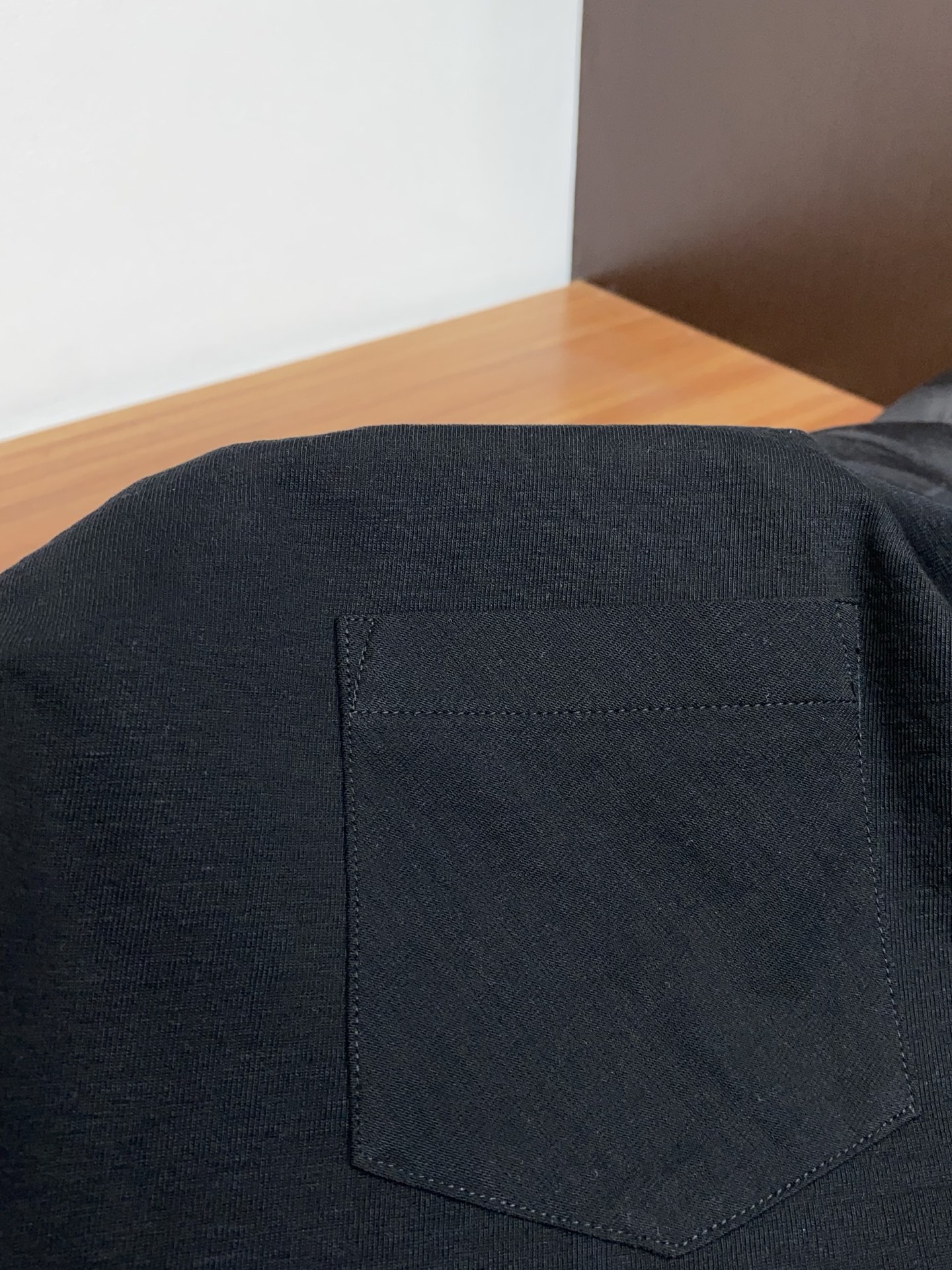 loro Piana 诺悠翩雅 高级定制 2026新款短袖 百搭款式 任何人都可以轻松驾驭 面料全订制工