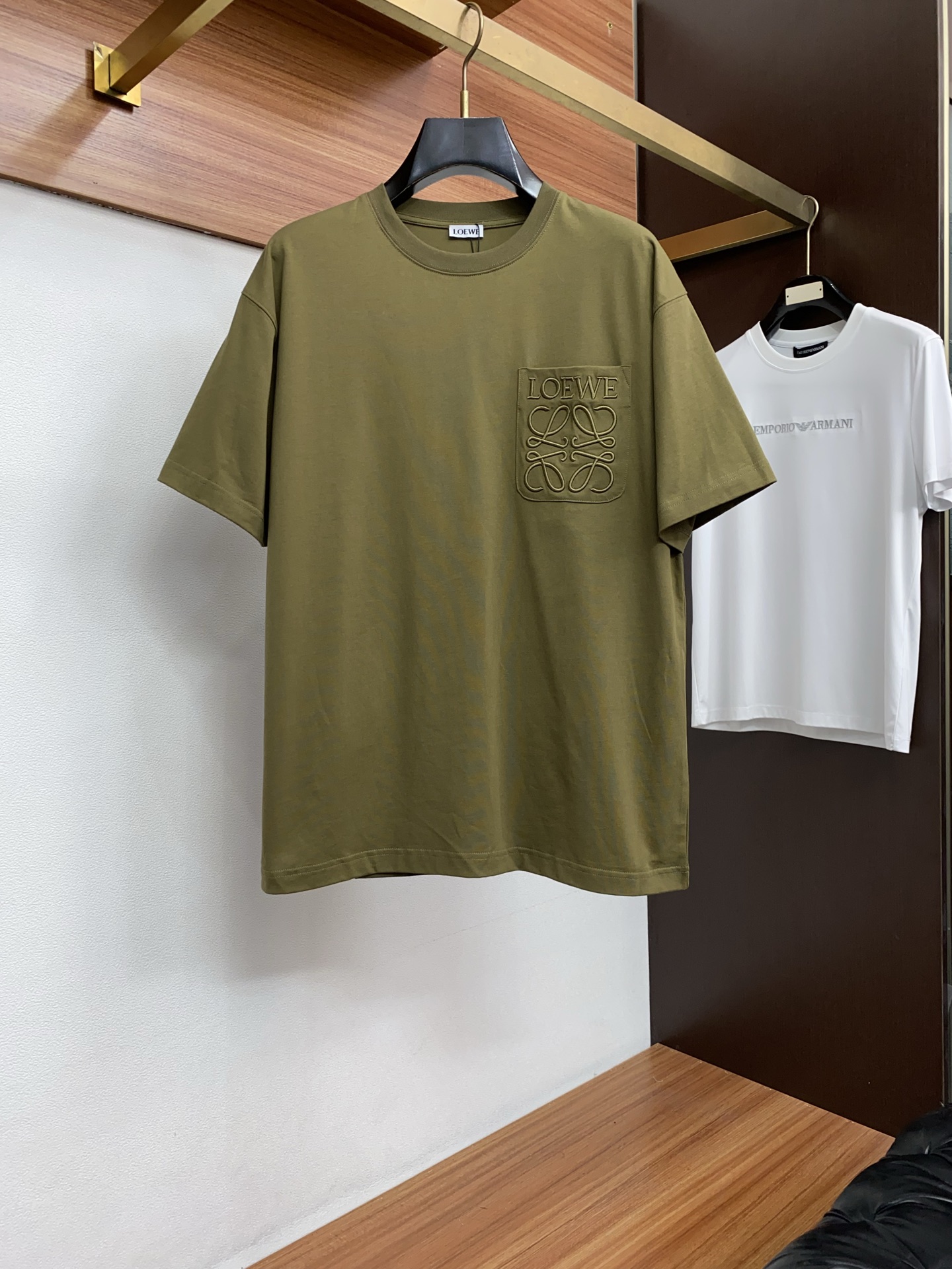 로에베 남성 반팔 26SS 48314