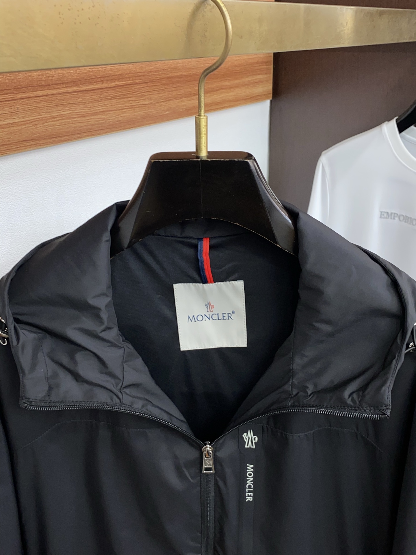 蒙口 2026新款男士休闲定制夹克外套。穿上简约干练的休闲外套，瞬间重回时髦霸气，又是活力满满的状态。史