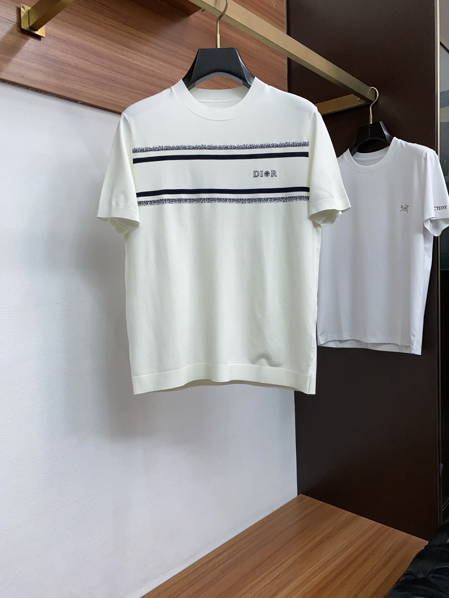 迪奥 2026新款男士高端简约圆领针织短袖T恤衫，香港洋行渠道货，纯正血统品质，春夏新款，经典王牌系列！