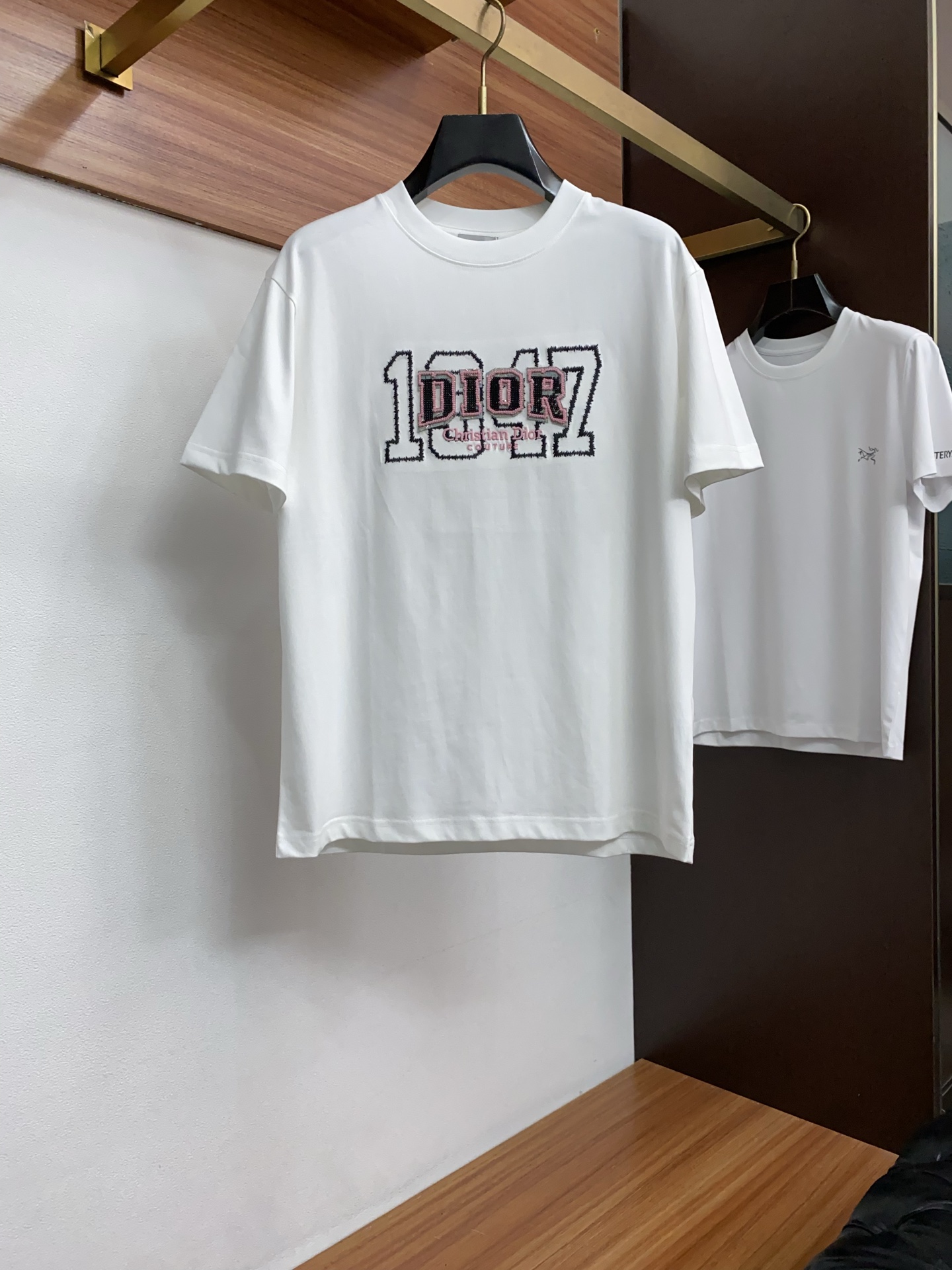 디올 남성 반팔 26SS 47606 Dior T Shirt