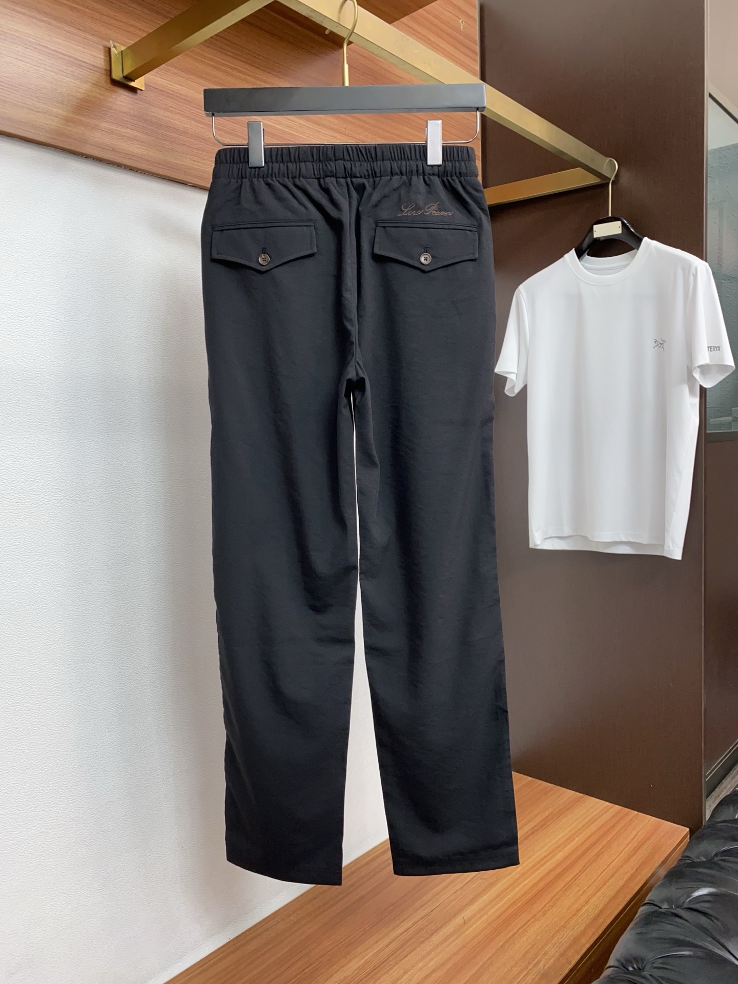 loro Piana 诺悠翩雅 2026ss 春夏 新品 原单男士休闲裤 每季必出的类型，无需质疑的热卖
