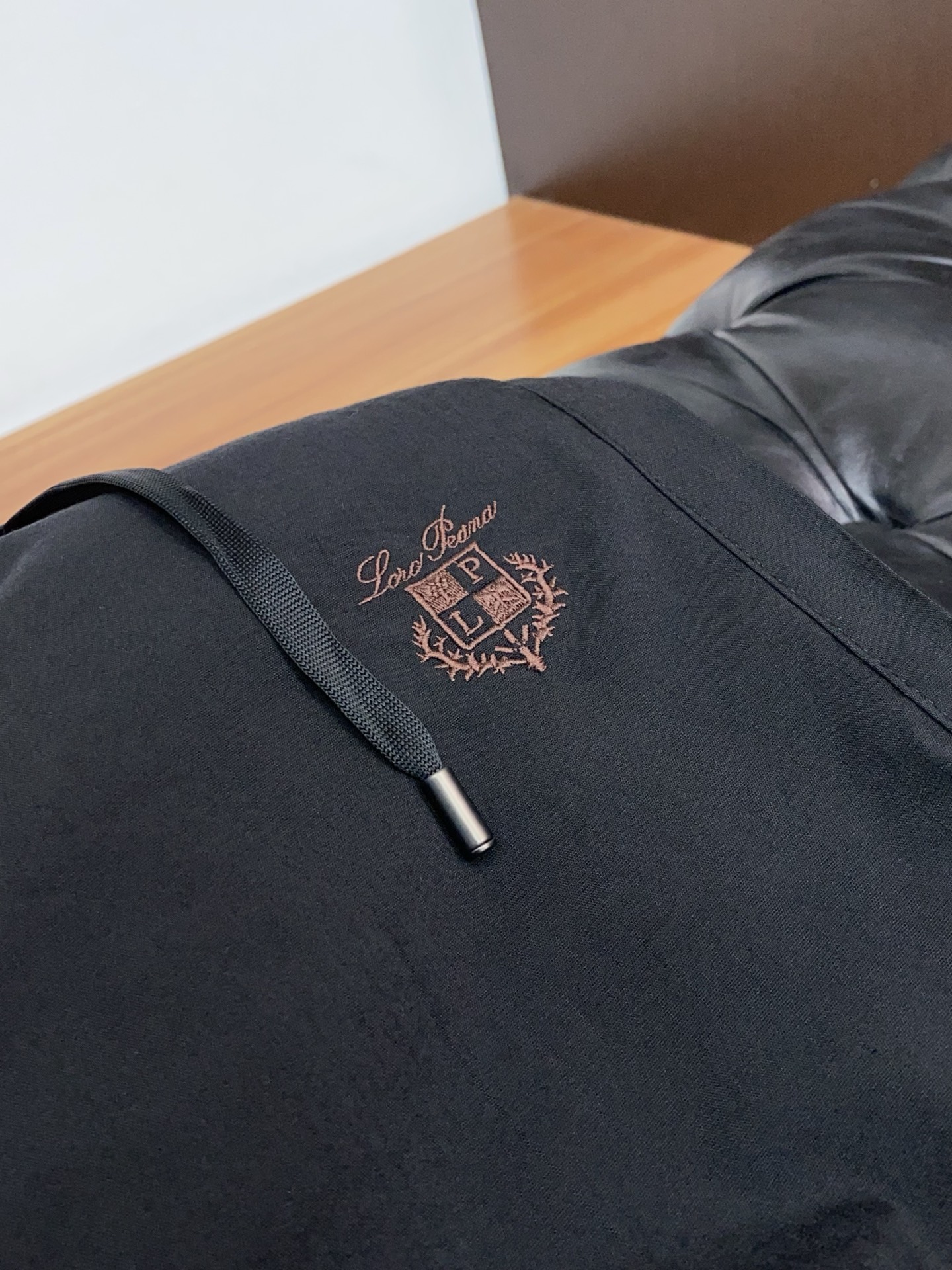loro Piana 诺悠翩雅 2026ss 春夏 新品 原单男士休闲裤 每季必出的类型，无需质疑的热卖