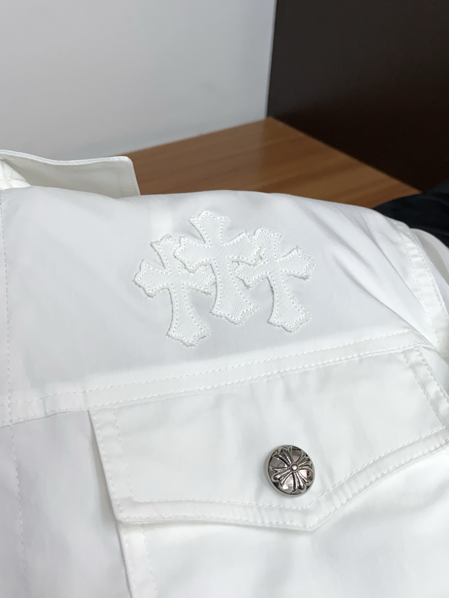 克罗心 2026新款男士休闲定制商务翻领夹克外套。定制棉麻面料穿上简约干练的休闲外套，瞬间重回时髦霸气，