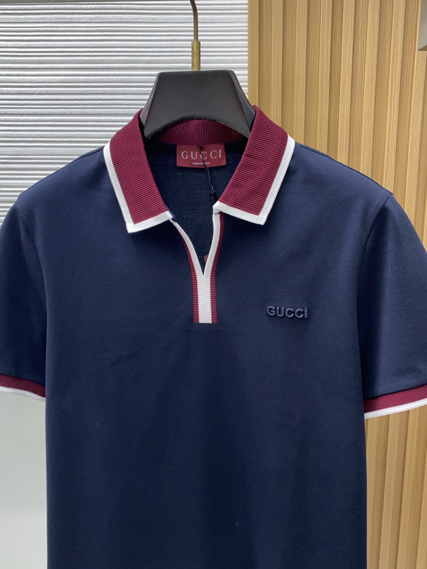 古奇 2026s经典时尚翻领 剪刀领客 Polo衫短袖 ，贸易公司渠道订单，简约大气，时尚百搭，品相更是