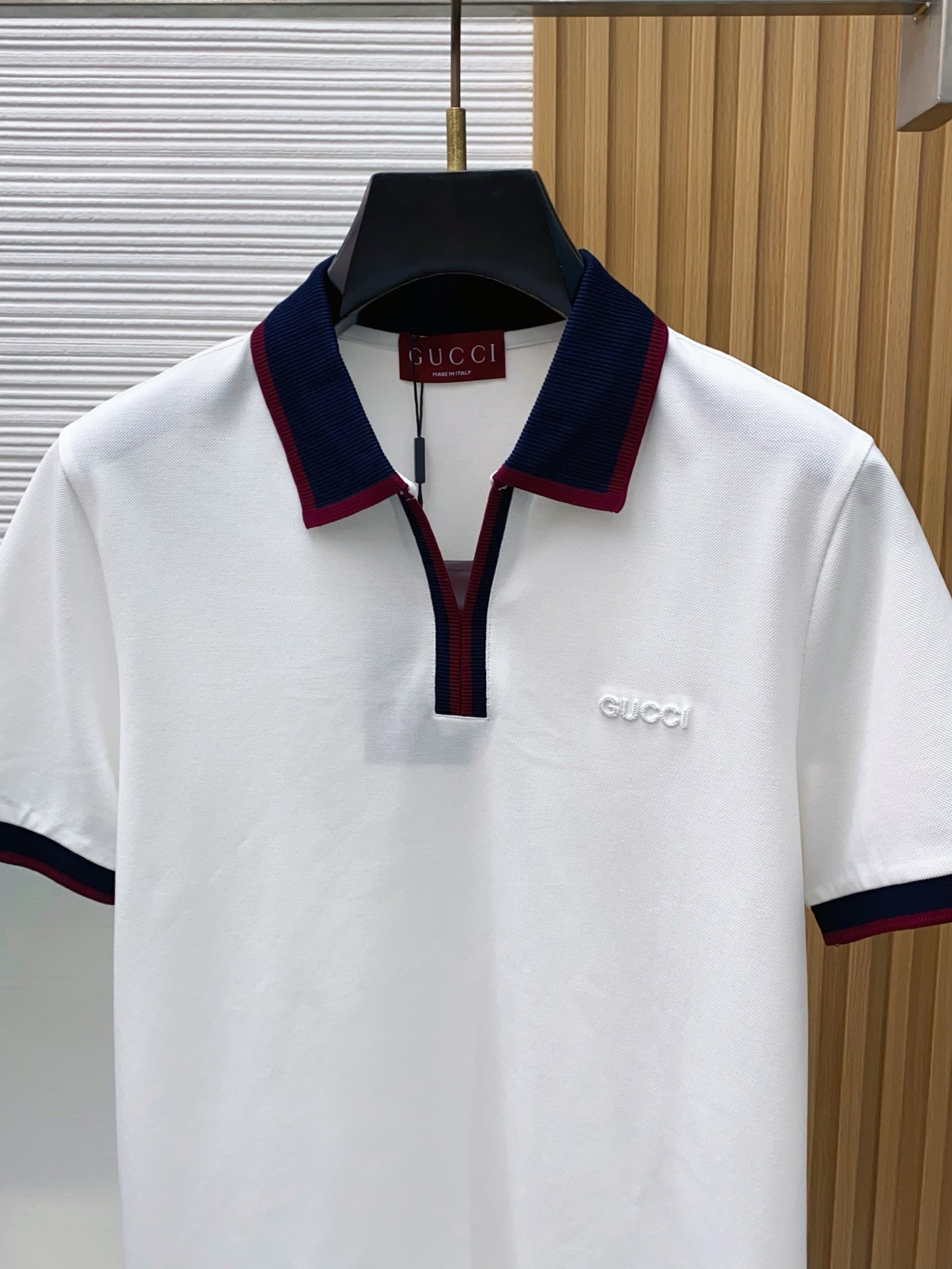 古奇 2026s经典时尚翻领 剪刀领客 Polo衫短袖 ，贸易公司渠道订单，简约大气，时尚百搭，品相更是