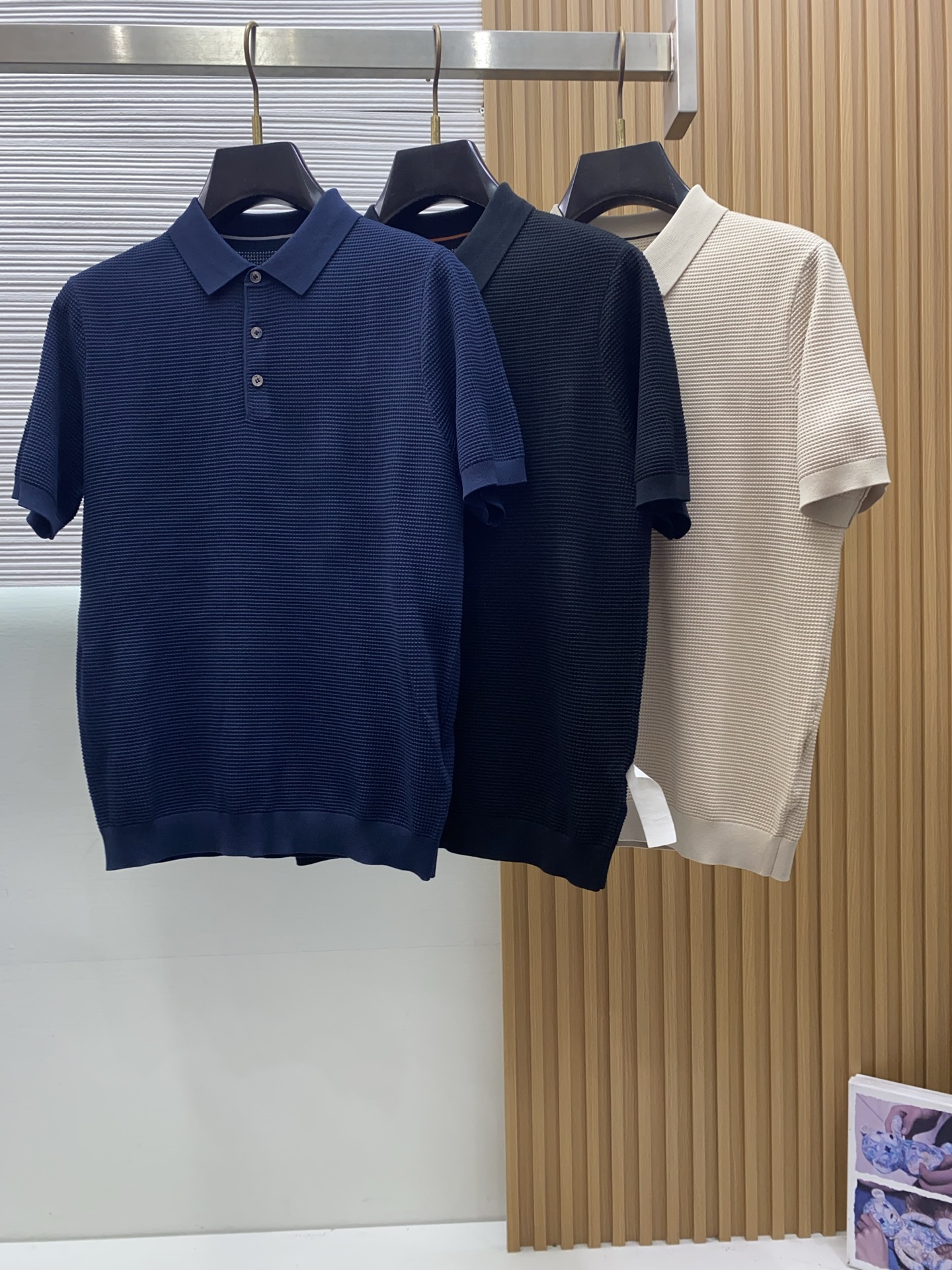 Loro Piana 诺悠翩雅 2026s经典时尚翻领 PoLo衫短袖 ，贸易公司渠道订单，简约大气，时