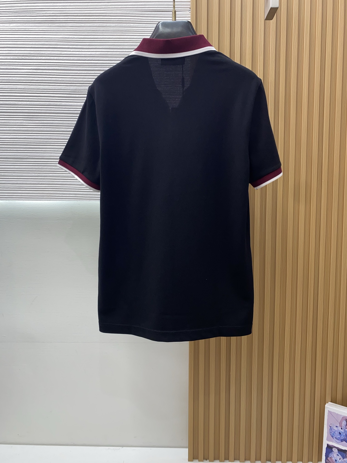 古奇 2026s经典时尚翻领 剪刀领客 Polo衫短袖 ，贸易公司渠道订单，简约大气，时尚百搭，品相更是