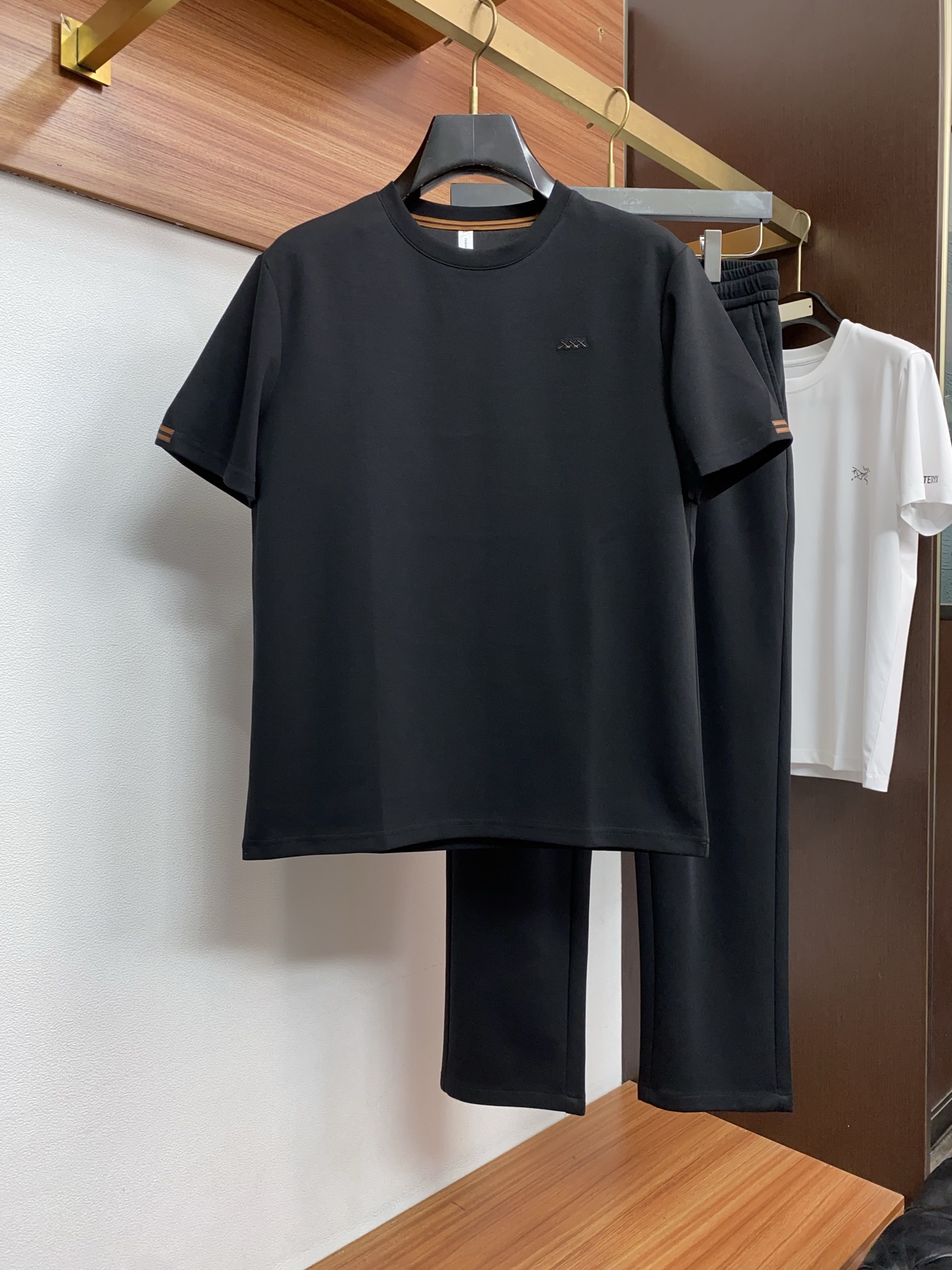 /套 杰尼亚 上新 25ss 早春新款长裤短袖套装 定制纯棉轻薄透气 上身丝滑舒适 经典百搭 码数48-