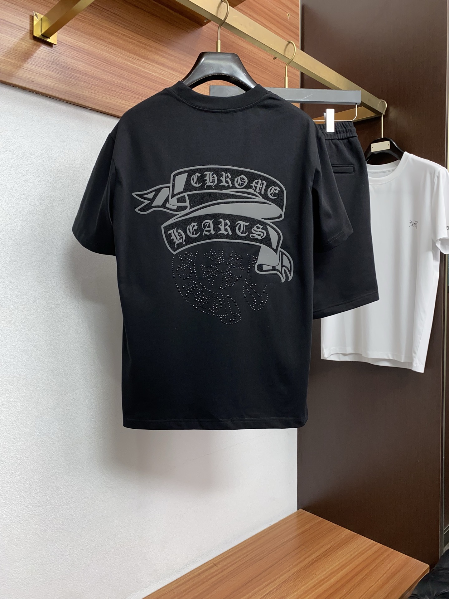 克罗心 𝟐6𝐬s 春夏 短袖套装 微宽松版型 品牌经典LOGO 工艺精致 100%纯棉 休闲百搭 【码数