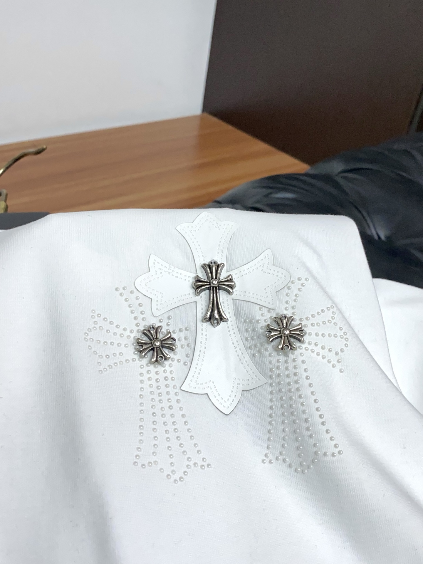 克罗心 𝟐6𝐬s 春夏 短袖套装 微宽松版型 品牌经典LOGO 工艺精致 100%纯棉 休闲百搭 【码数