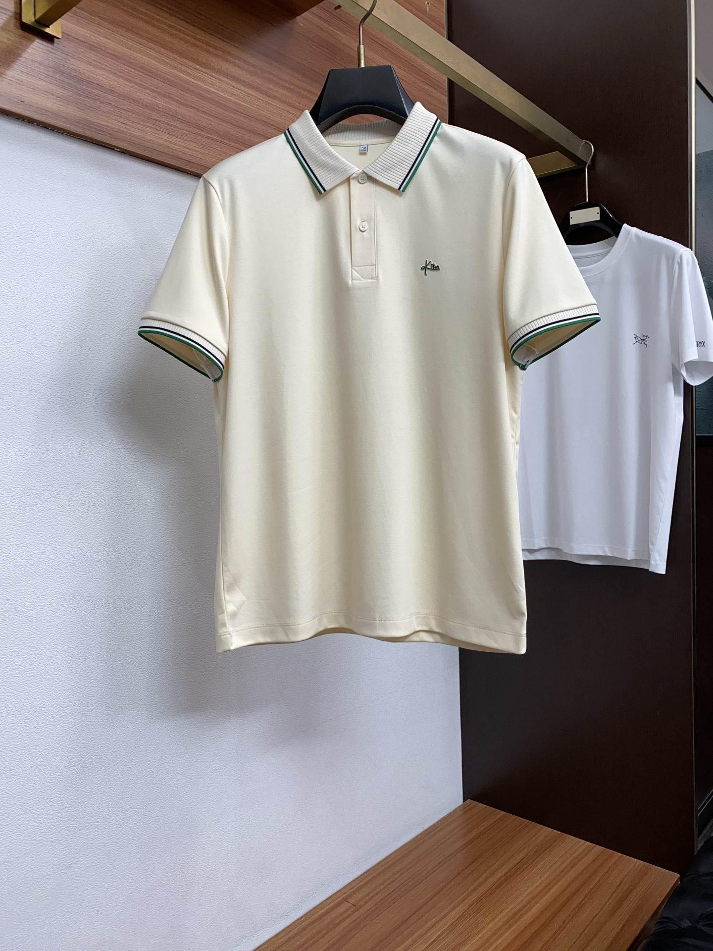 키톤 남성 반팔 88555 Kiton T Shirt