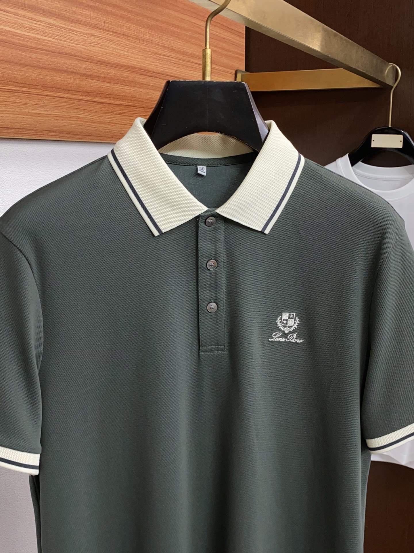 Loro piana 诺悠翩雅 2026s经典时尚翻领 Polo衫短袖 ，贸易公司渠道订单，简约大气，时