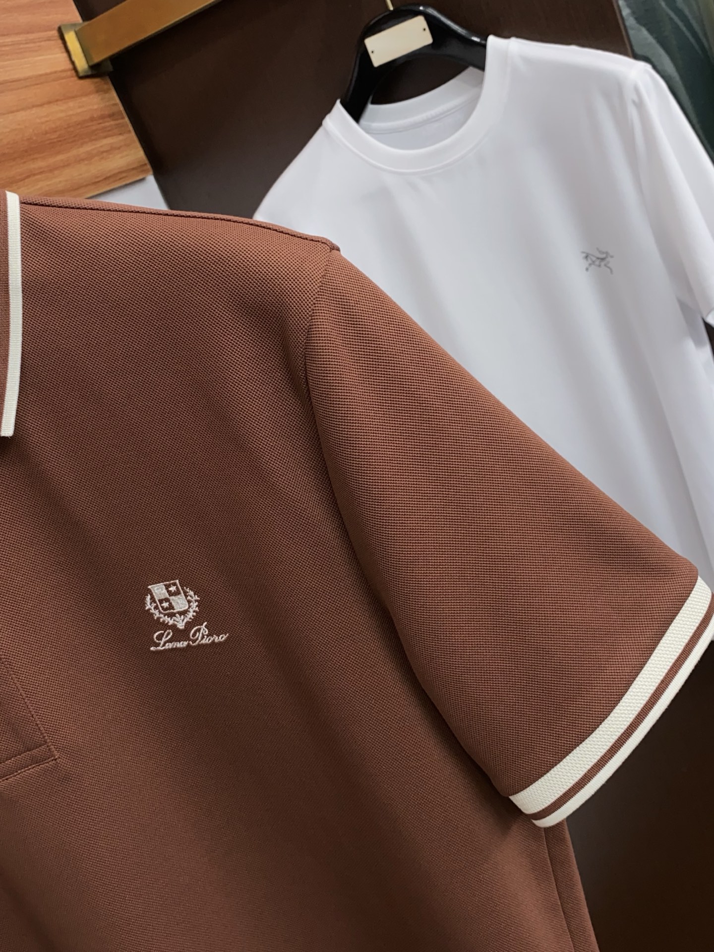 Loro piana 诺悠翩雅 2026s经典时尚翻领 Polo衫短袖 ，贸易公司渠道订单，简约大气，时