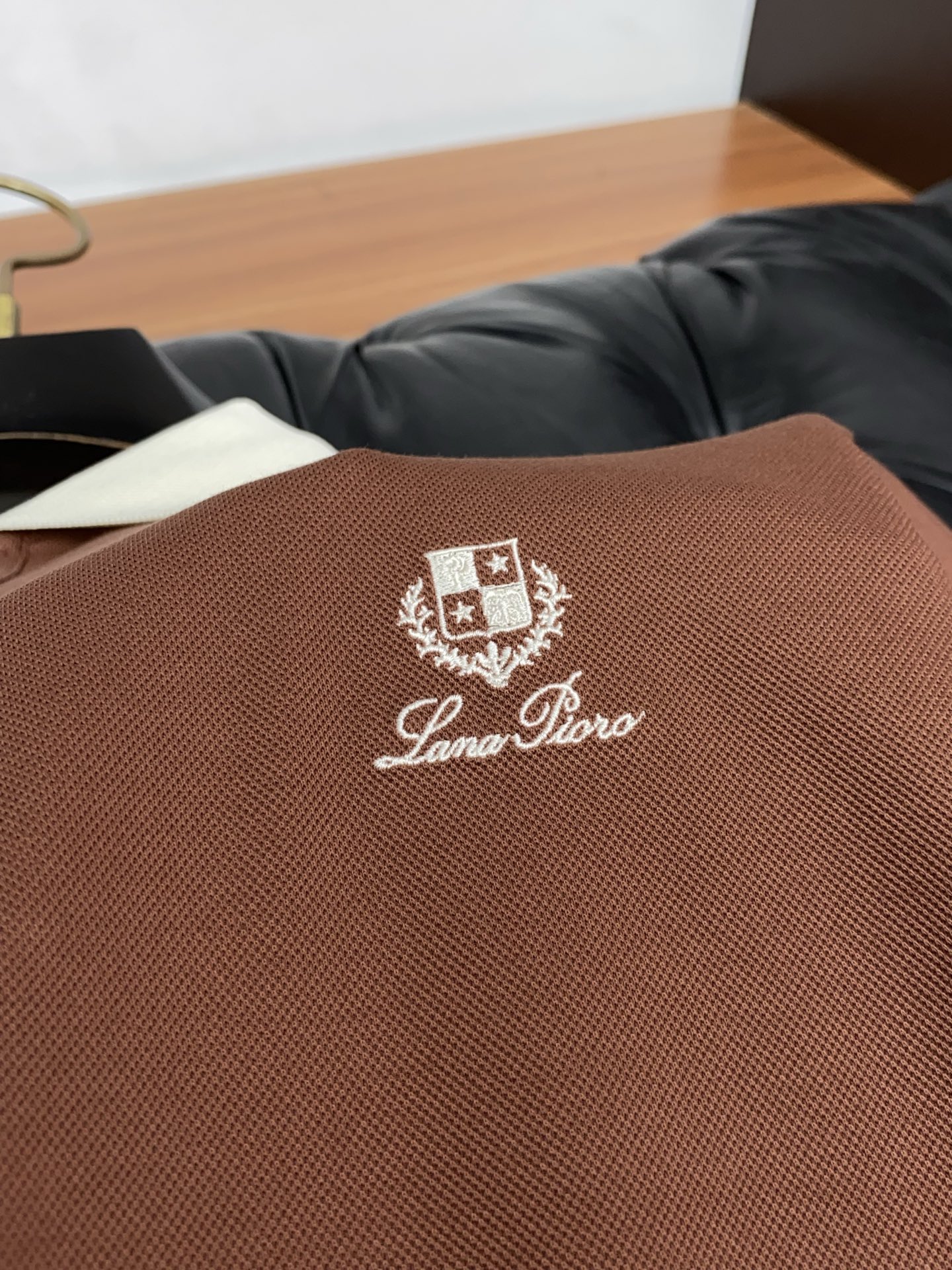 Loro piana 诺悠翩雅 2026s经典时尚翻领 Polo衫短袖 ，贸易公司渠道订单，简约大气，时