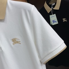巴宝莉 2026春夏新品细纹珠地商务Polo,极简的衣身造型!顶级针织棉质混纺质地 整体的触感极为舒适, 巴宝莉 2026春夏新品细纹珠地商务Polo,极简的衣身造型!顶级针织棉质混纺质地 整体的触感极为舒适,