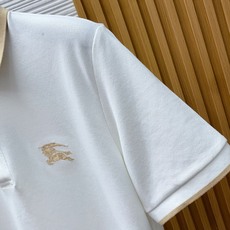 巴宝莉 2026春夏新品细纹珠地商务Polo,极简的衣身造型!顶级针织棉质混纺质地 整体的触感极为舒适, 巴宝莉 2026春夏新品细纹珠地商务Polo,极简的衣身造型!顶级针织棉质混纺质地 整体的触感极为舒适,