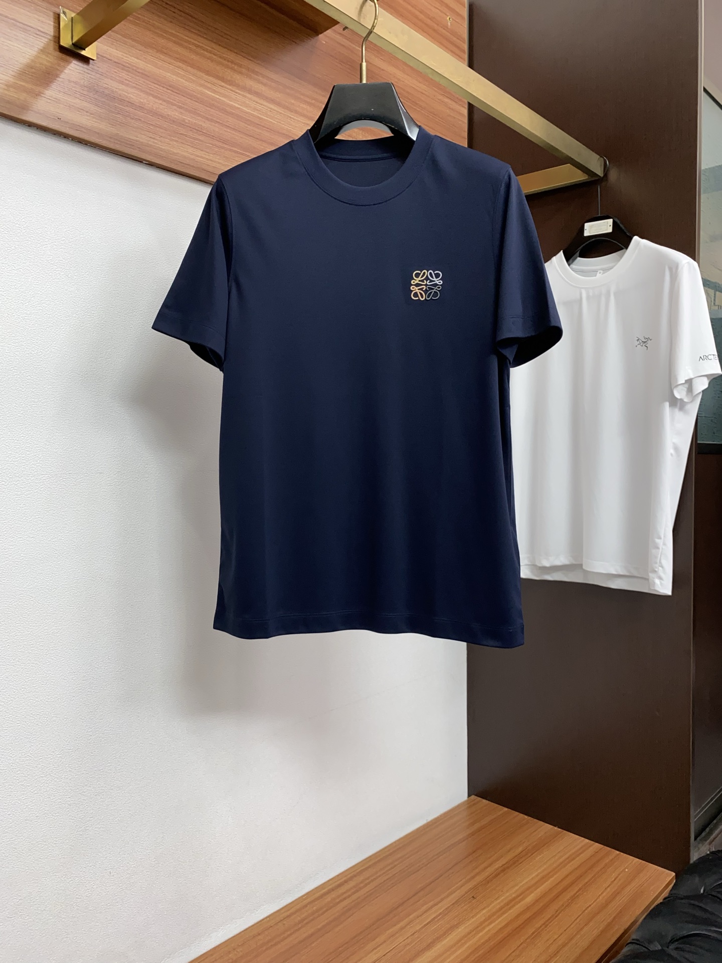 로에베 남성 반팔 26SS 48443
