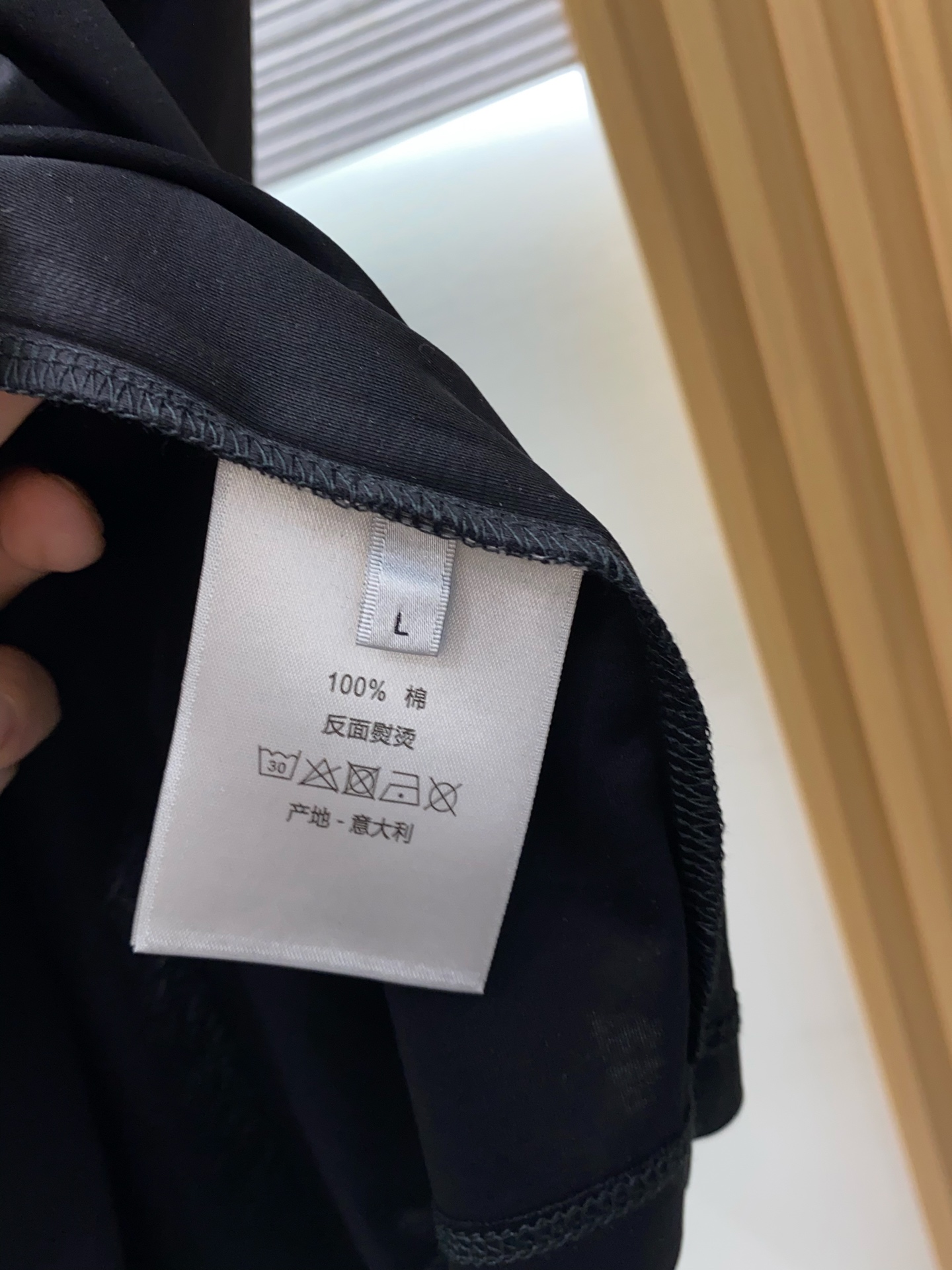 迪奥 2026春夏新款首发专柜最新款圆领短袖 高端订制 设计前卫时尚！品牌logo重工艺设计 高端定制1