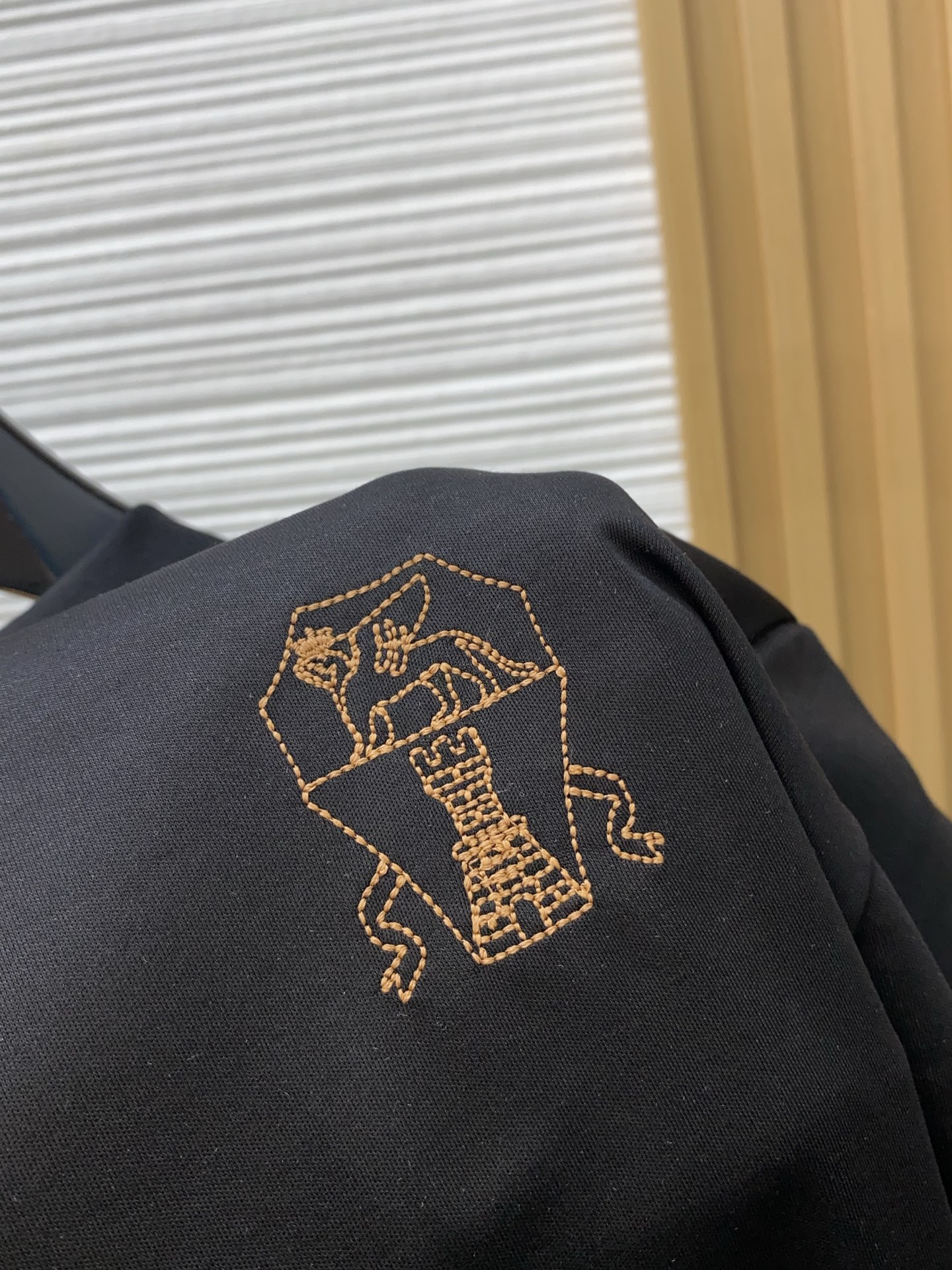 bc 2026春夏新款首发专柜最新款圆领短袖 高端订制 设计前卫时尚！品牌logo重工艺设计 高端定制1