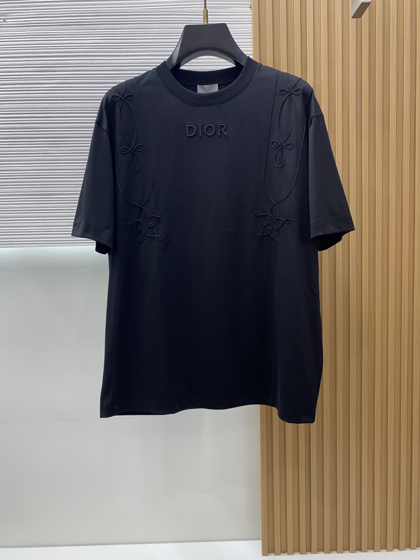 迪奥 26SS春夏新款 纯棉质圆微阔领短袖 男士基础款纯白专柜短袖T恤衫！贸易公司渠道稀出，同步官网发售