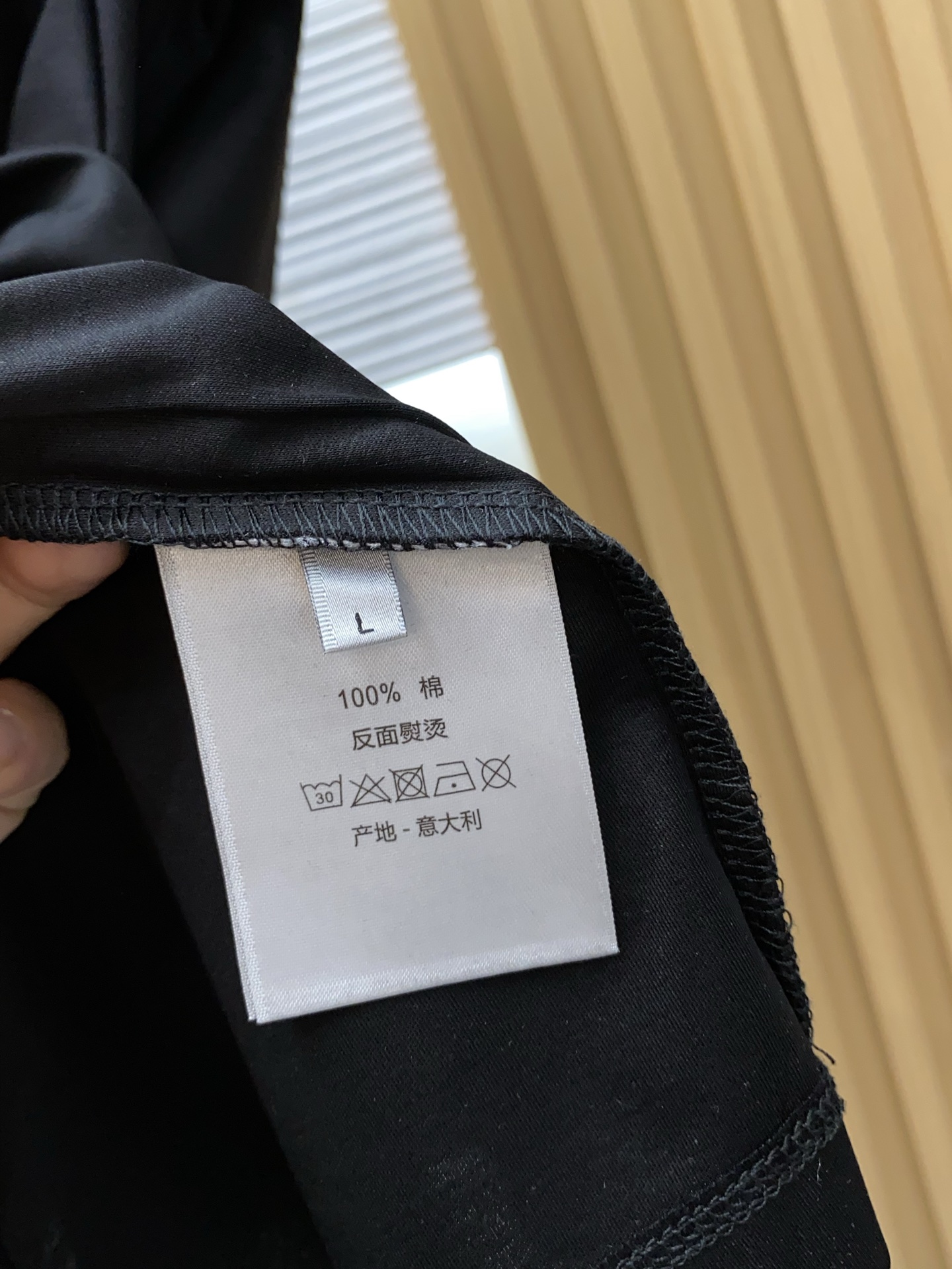 迪奥2026春夏新款首发专柜最新款圆领短袖 高端订制 设计前卫时尚！品牌logo重工艺设计 高端定制10