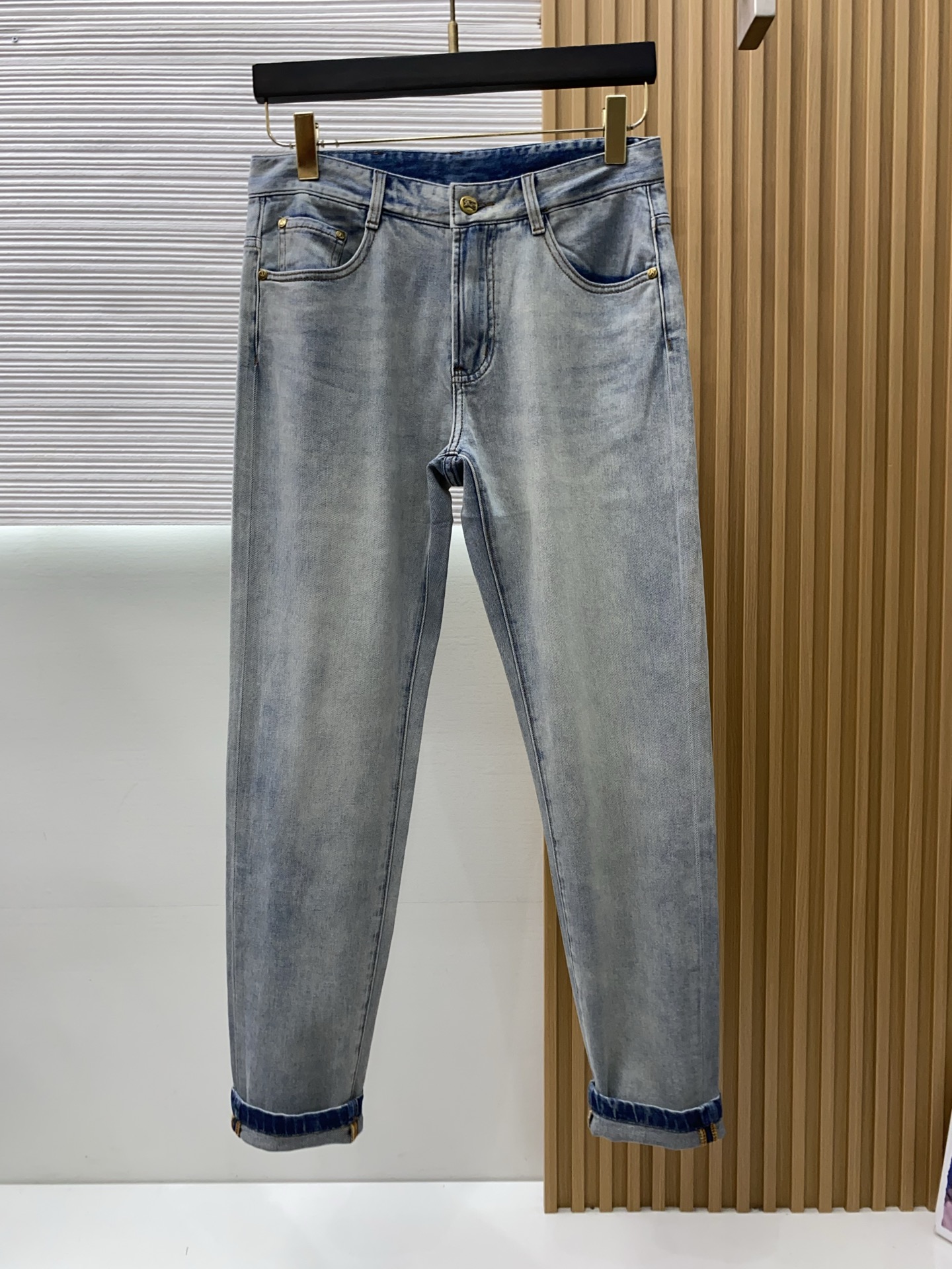 巴宝莉 高端定制、2026早春最新款牛仔裤 柜台同步发售 原版定制复刻 客供五金辅料 原单品质 进口牛仔