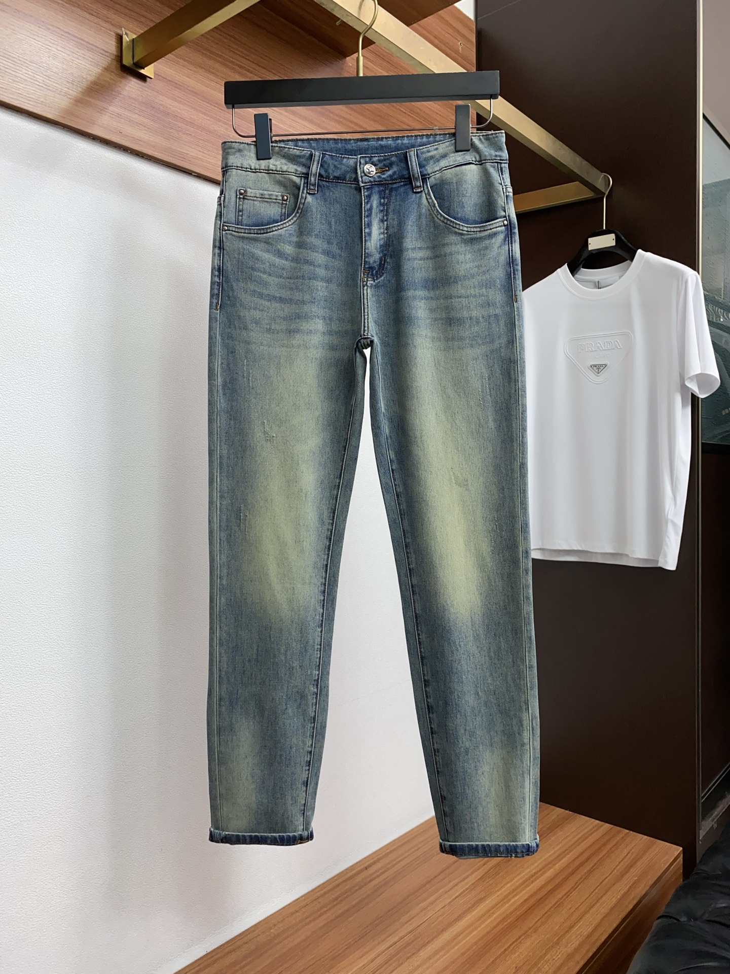 1v路易威登 高端定制、2026早春最新款牛仔裤 柜台同步发售 原版定制复刻 客供五金辅料 原单品质 进