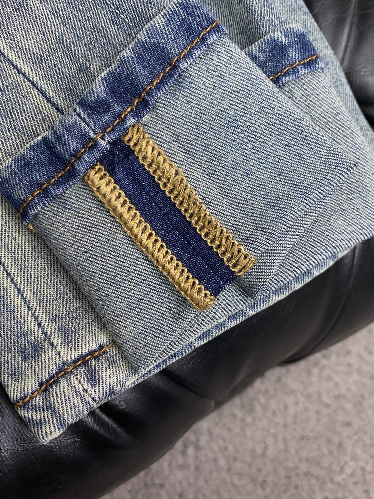 1v路易威登 高端定制、2026早春最新款牛仔裤 柜台同步发售 原版定制复刻 客供五金辅料 原单品质 进