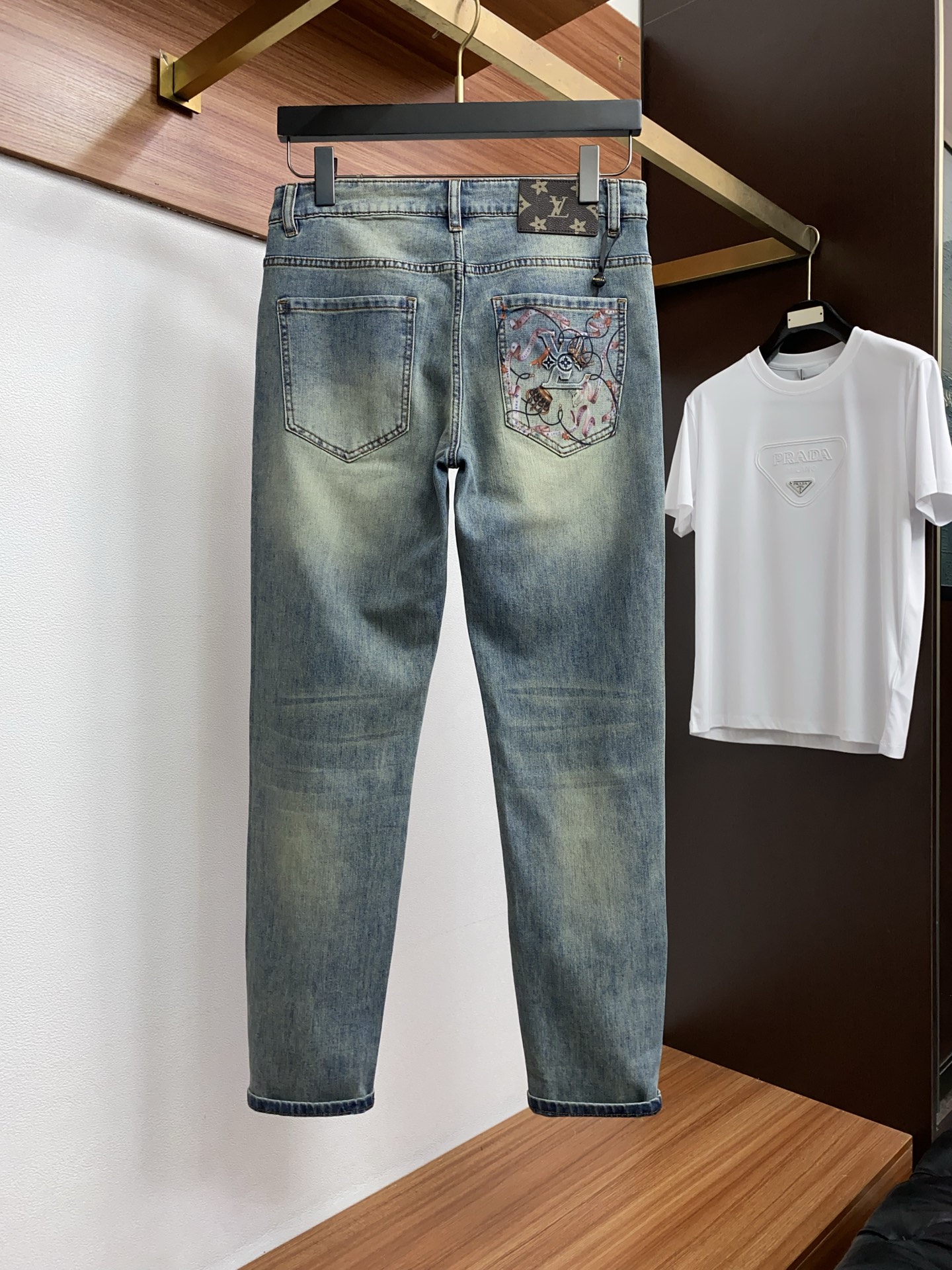 1v路易威登 高端定制、2026早春最新款牛仔裤 柜台同步发售 原版定制复刻 客供五金辅料 原单品质 进