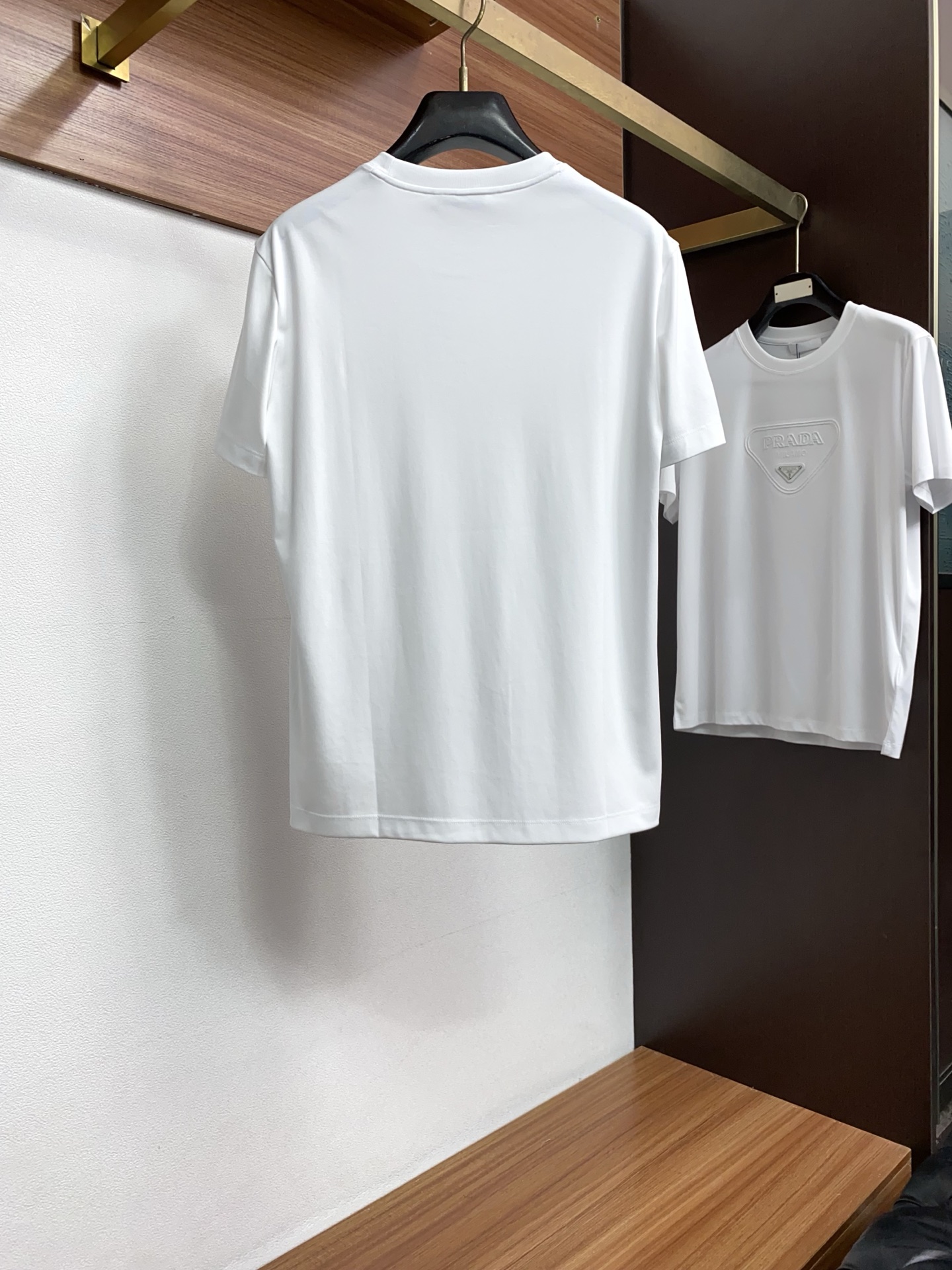 alo 高级定制 2026新款短袖 百搭款式 任何人都可以轻松驾驭 面料全订制工艺 高定一等品丝光棉面料