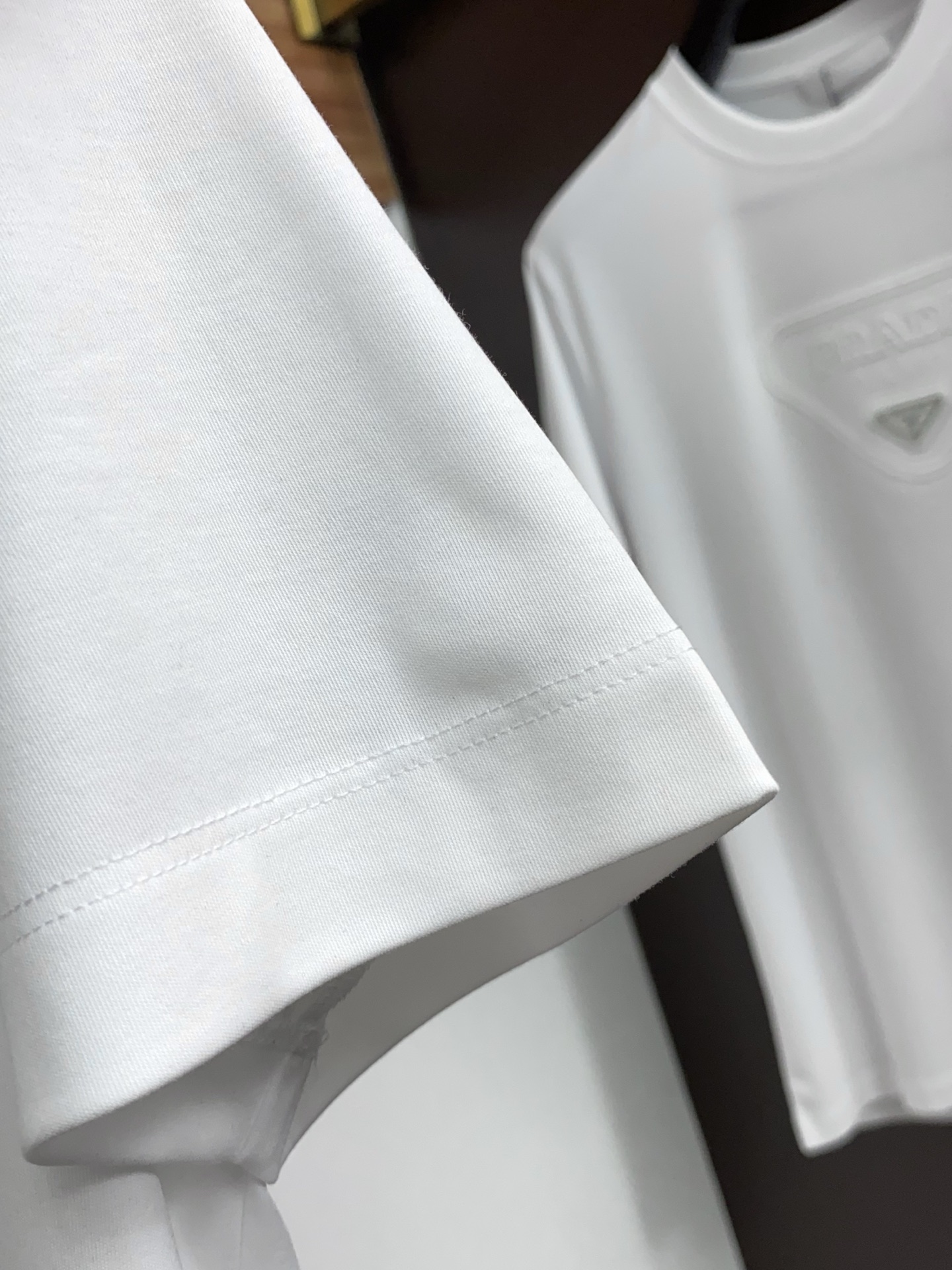 alo 高级定制 2026新款短袖 百搭款式 任何人都可以轻松驾驭 面料全订制工艺 高定一等品丝光棉面料