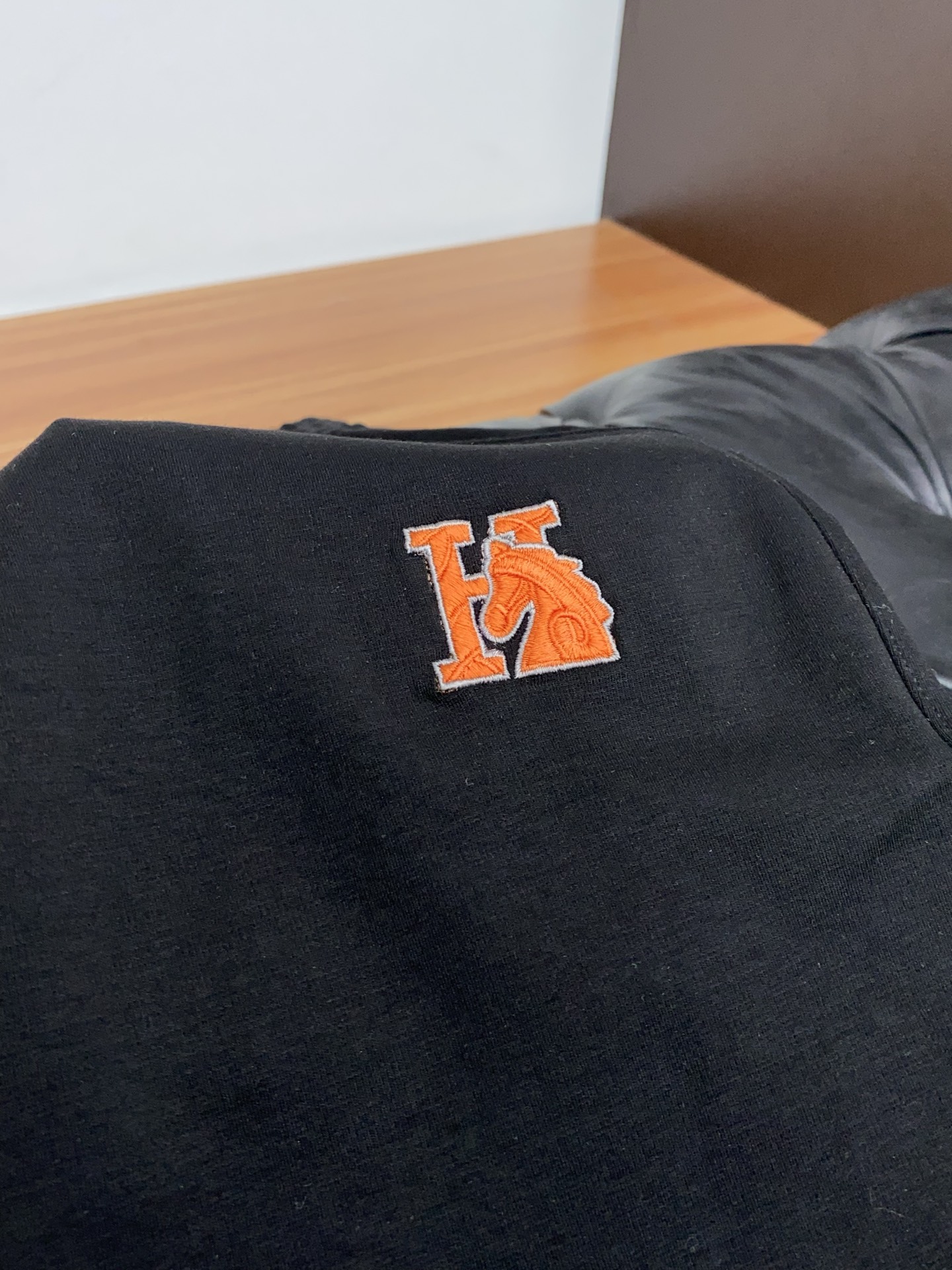 爱马仕 2026春夏季新款，最新休闲短裤。原版裤型上身休闲百搭🌾、随性慵懒范，高级定制面料，订制工艺 舒