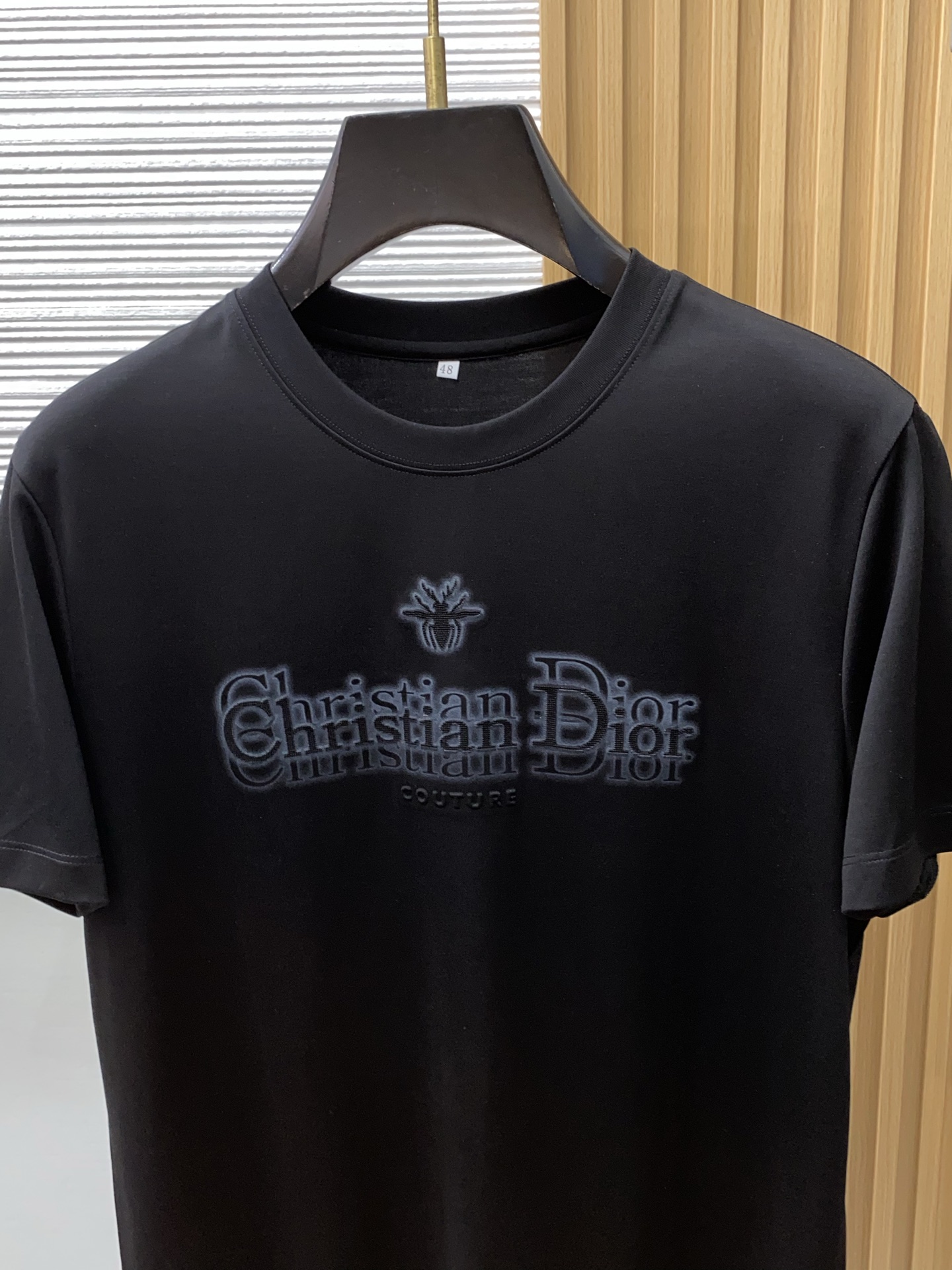 高级定制 2026新款短袖 百搭款式 任何人都可以轻松驾驭 面料全订制工艺 高定一等品丝光棉面料 面料手