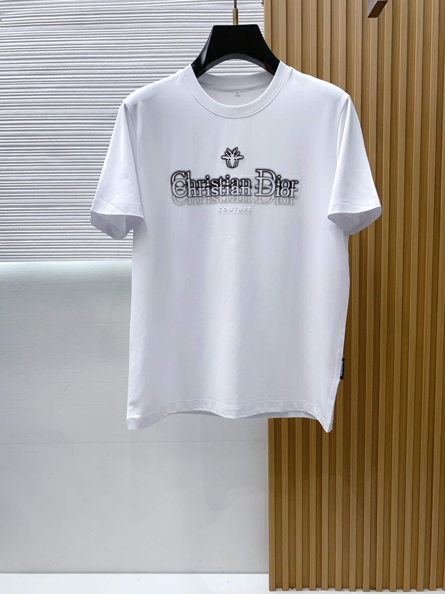 高级定制 2026新款短袖 百搭款式 任何人都可以轻松驾驭 面料全订制工艺 高定一等品丝光棉面料 面料手